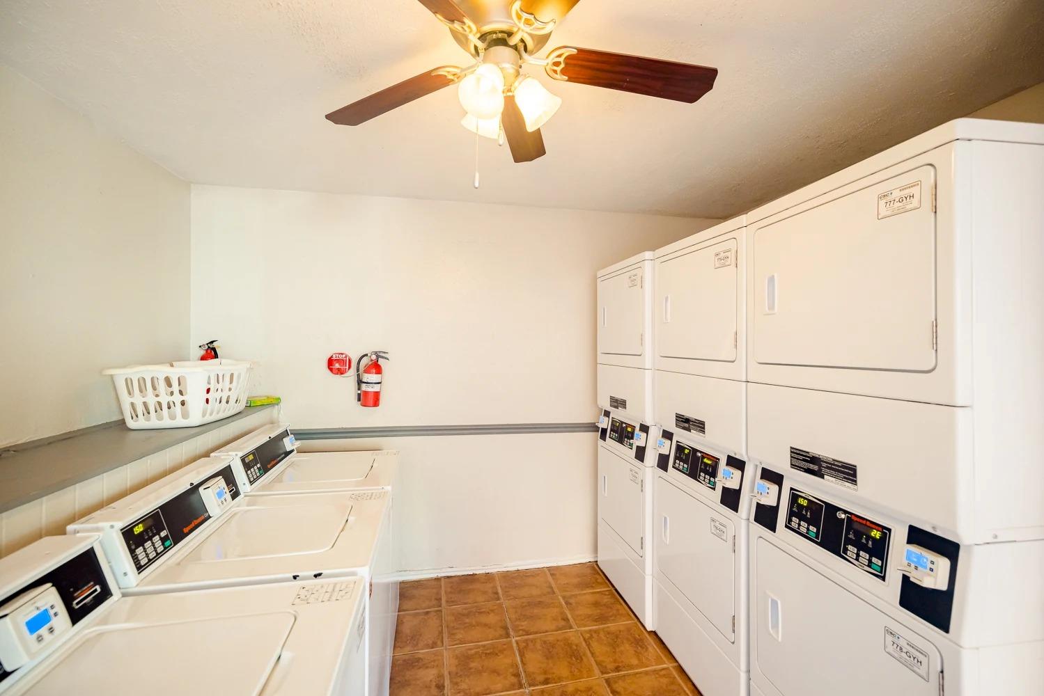 2809 W William Cannon Dr # E208, Austin, TX 78745