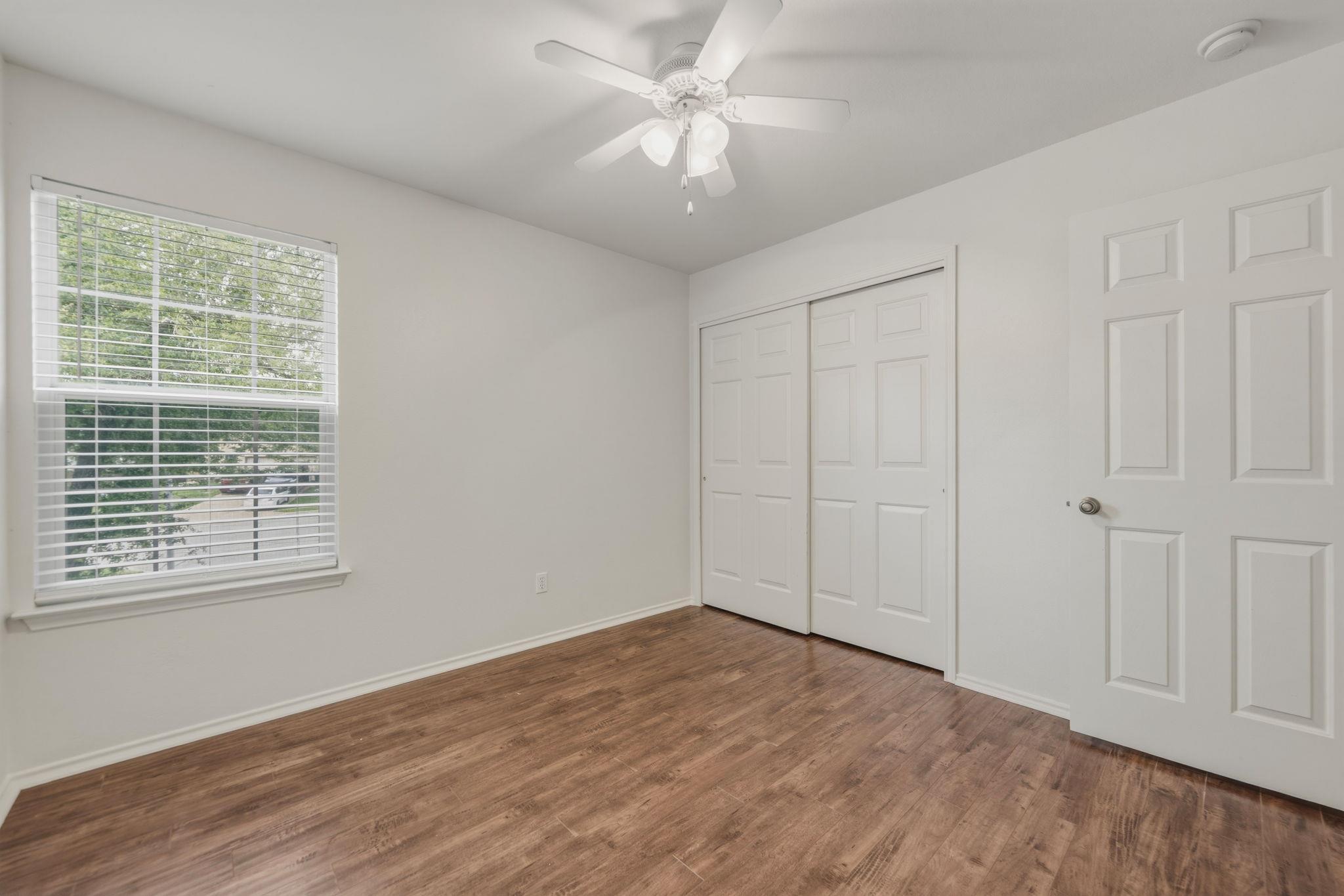 109 Comal Cv, Elgin, TX 78621