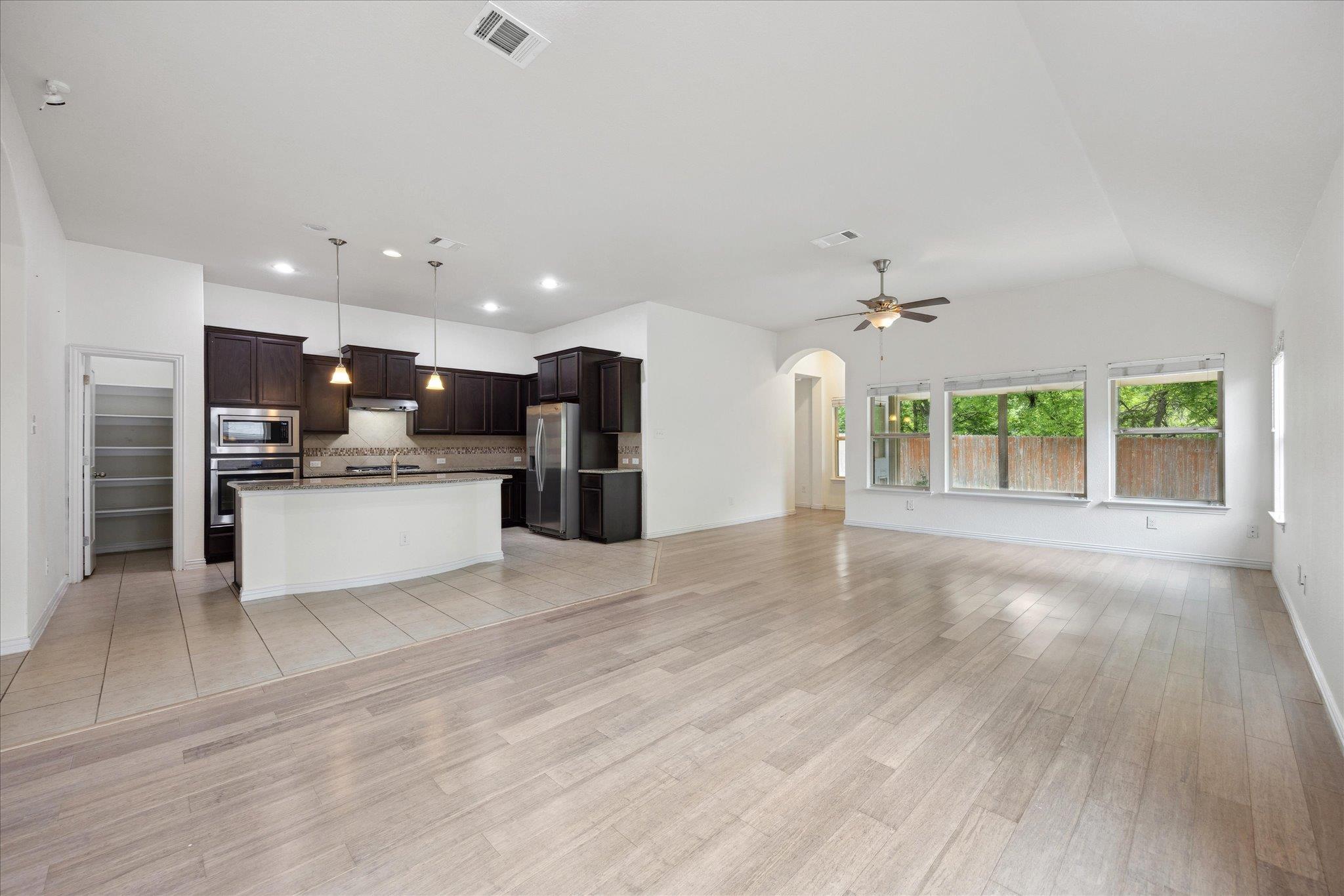 148 Peacock Trl, Buda, TX 78610