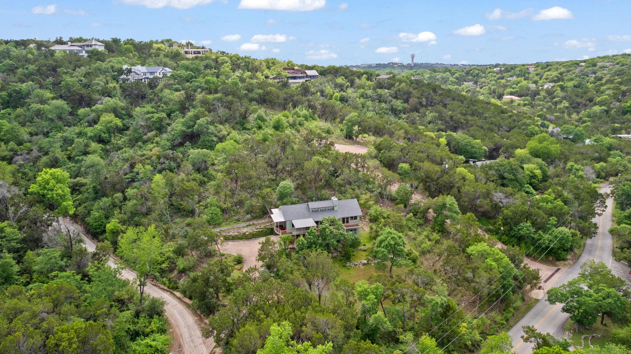 701 Yaupon Valley Rd, West Lake Hills, TX 78746