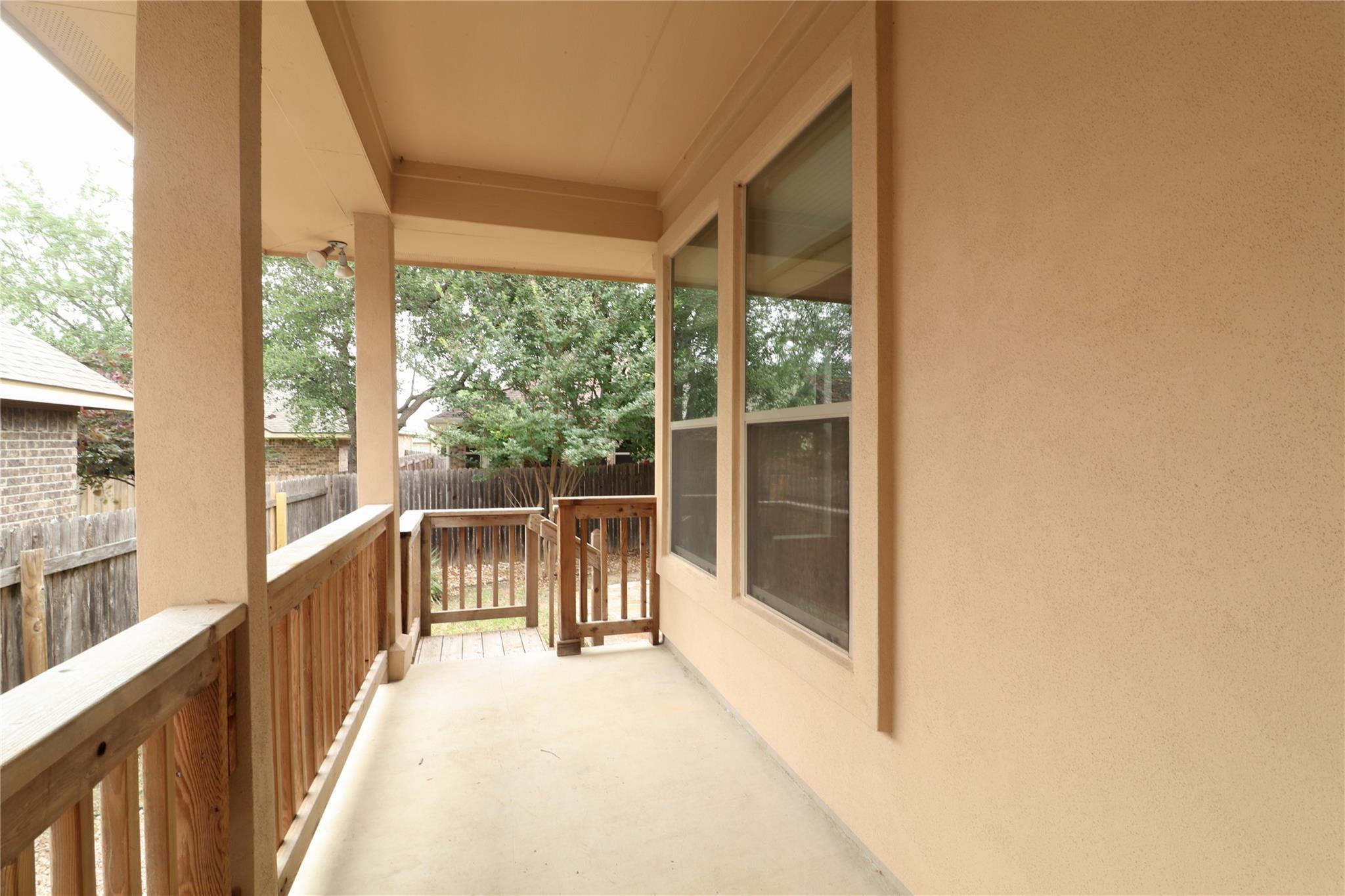 528 Loma Cedro Bnd, Leander, TX 78641