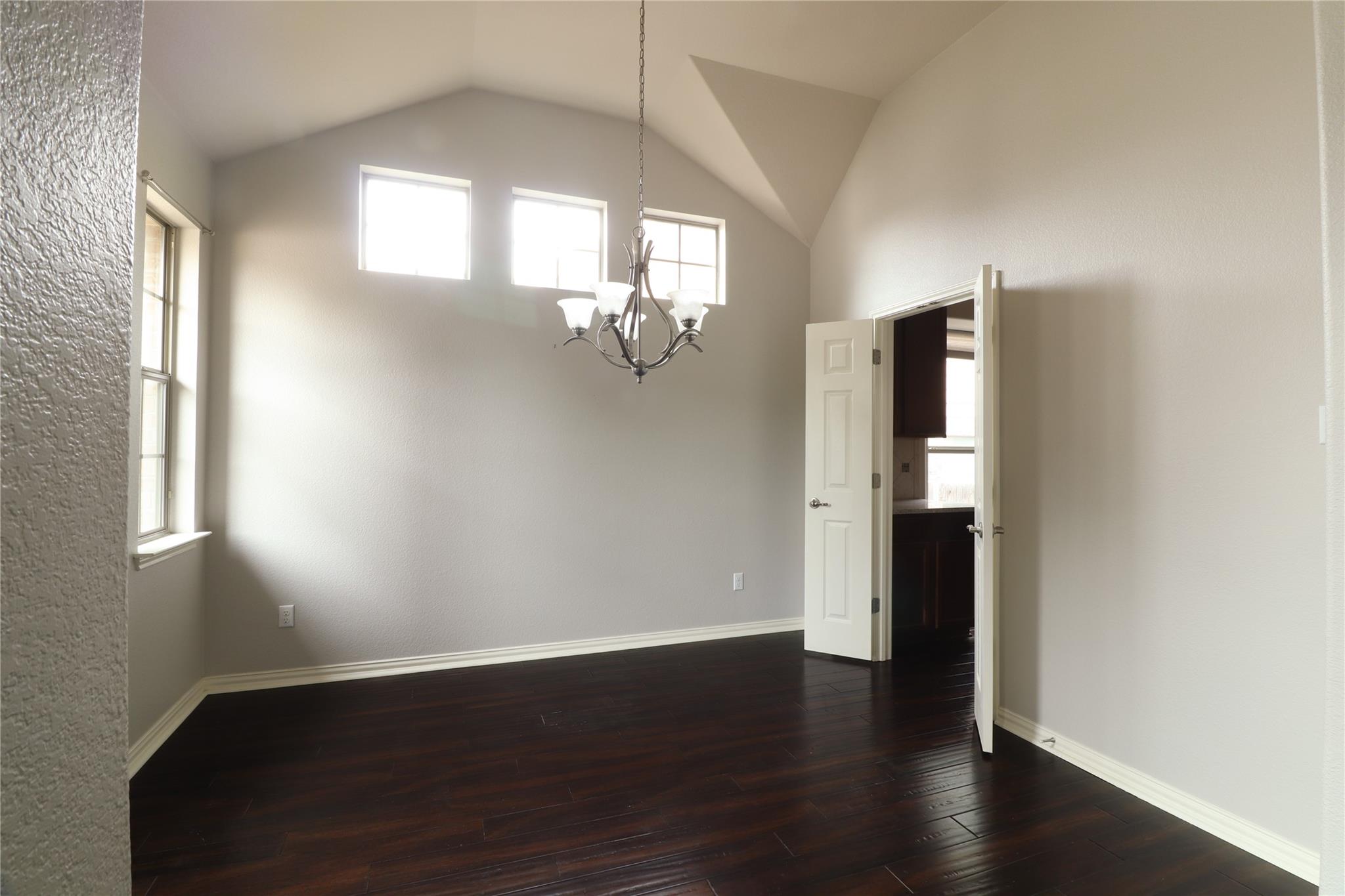 528 Loma Cedro Bnd, Leander, TX 78641