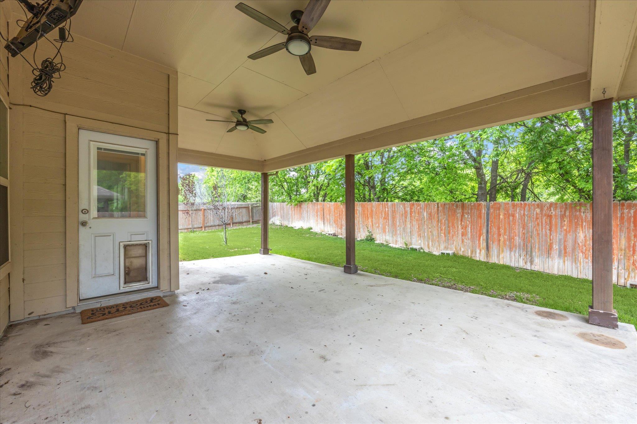 148 Peacock Trl, Buda, TX 78610