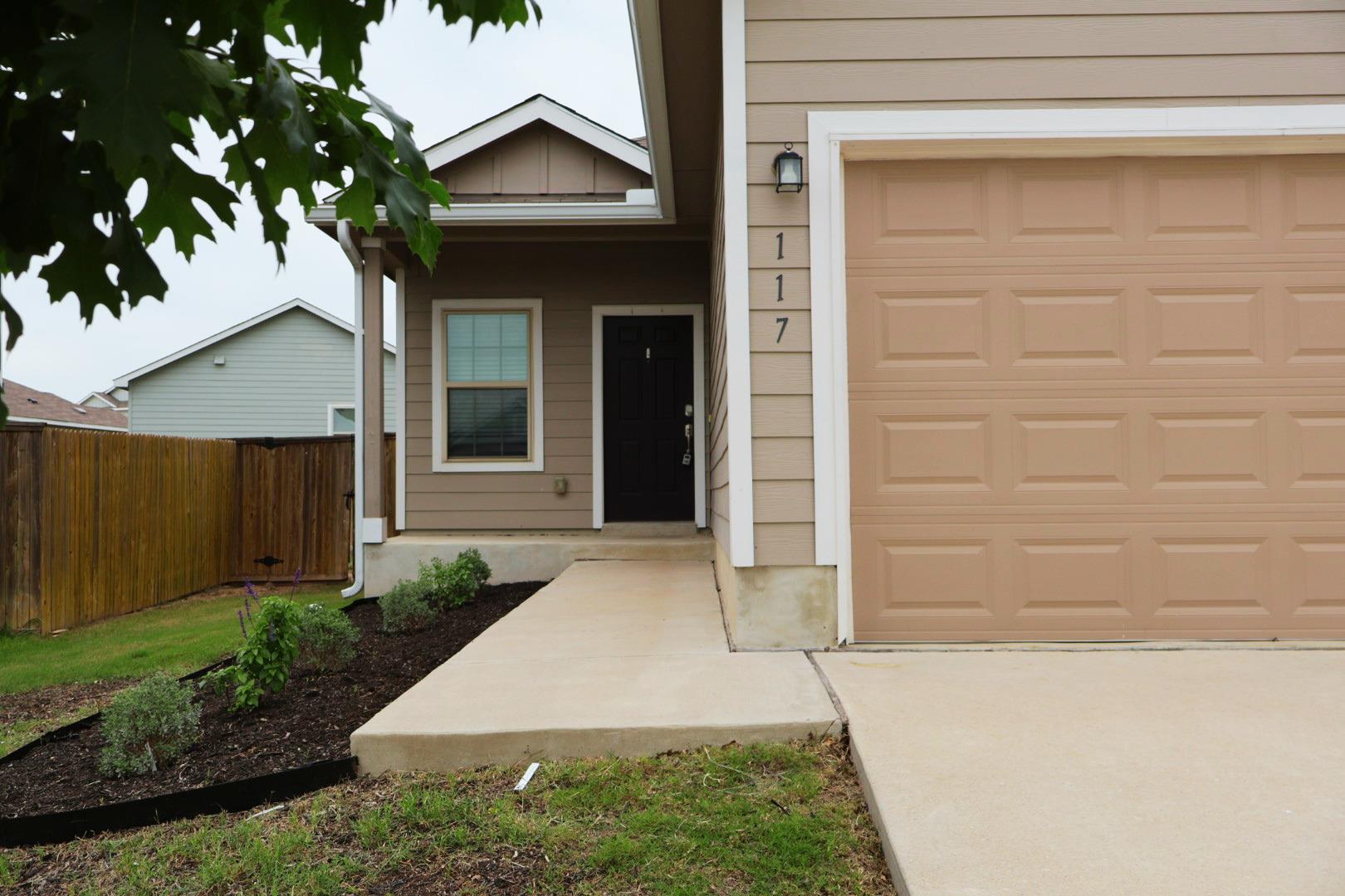 117 Galaxy Way, Jarrell, TX 76537