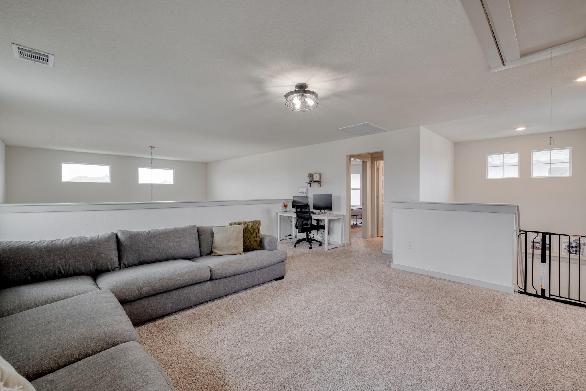 14005 McArthur Dr, Manor, TX 78653