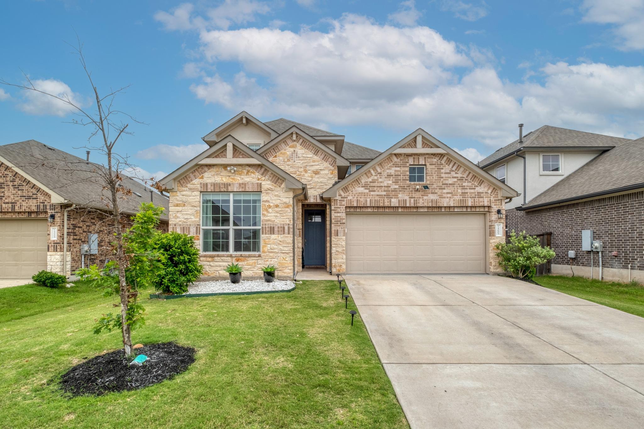 14005 McArthur Dr, Manor, TX 78653