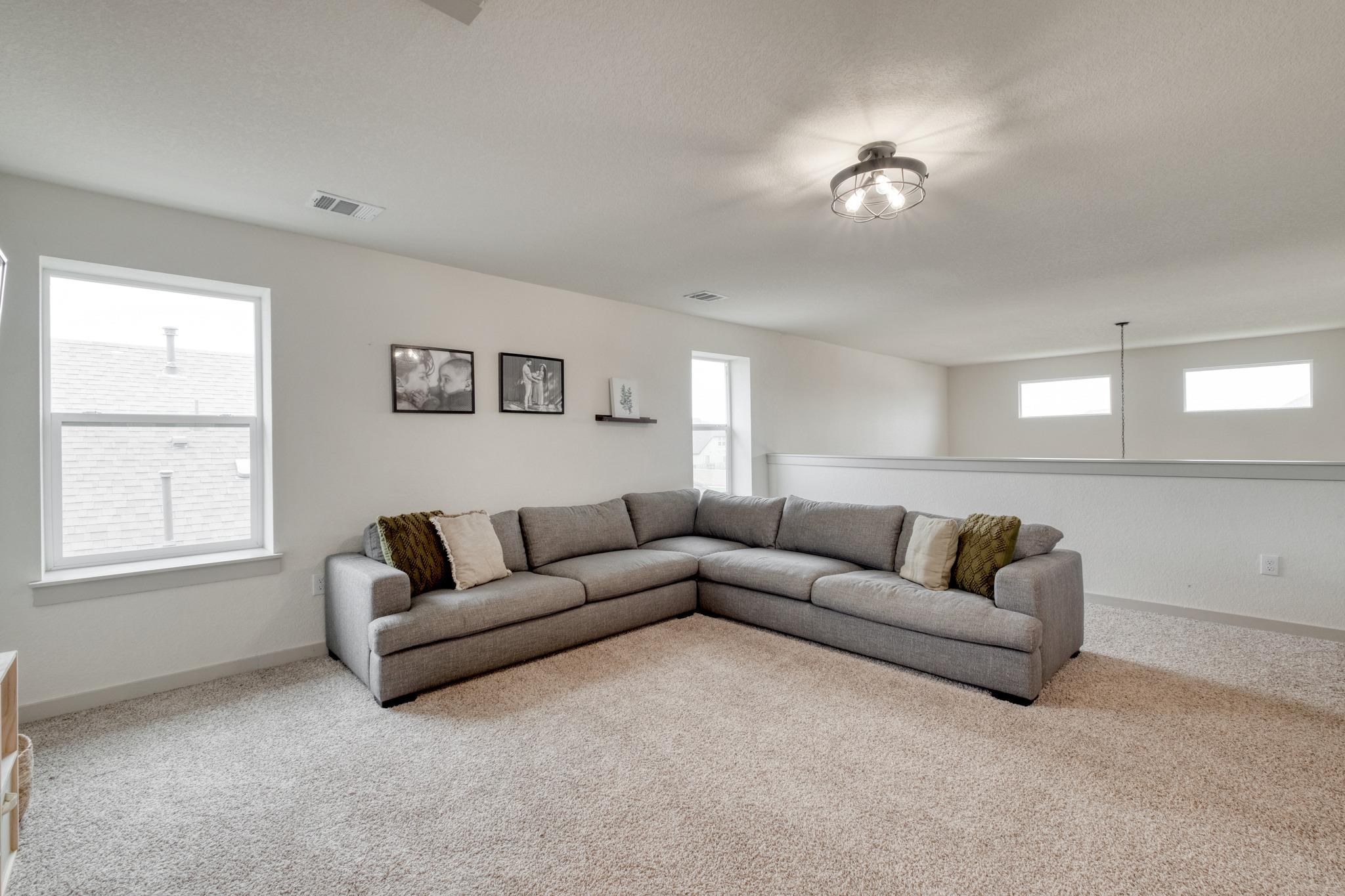 14005 McArthur Dr, Manor, TX 78653