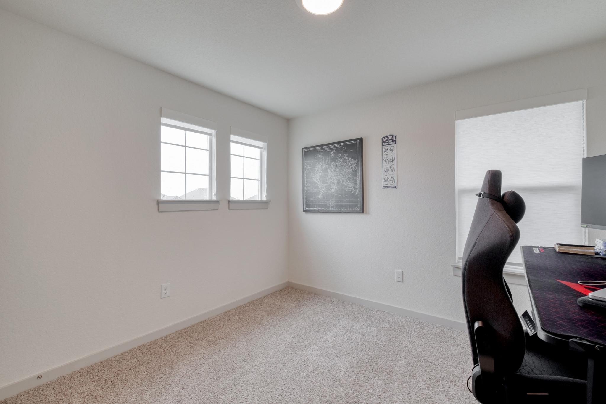 14005 McArthur Dr, Manor, TX 78653