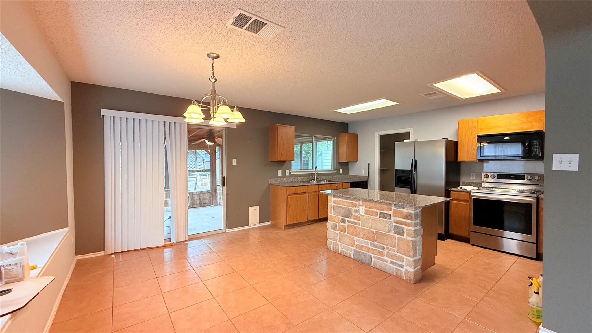 3324 Perch Trl, Round Rock, TX 78665