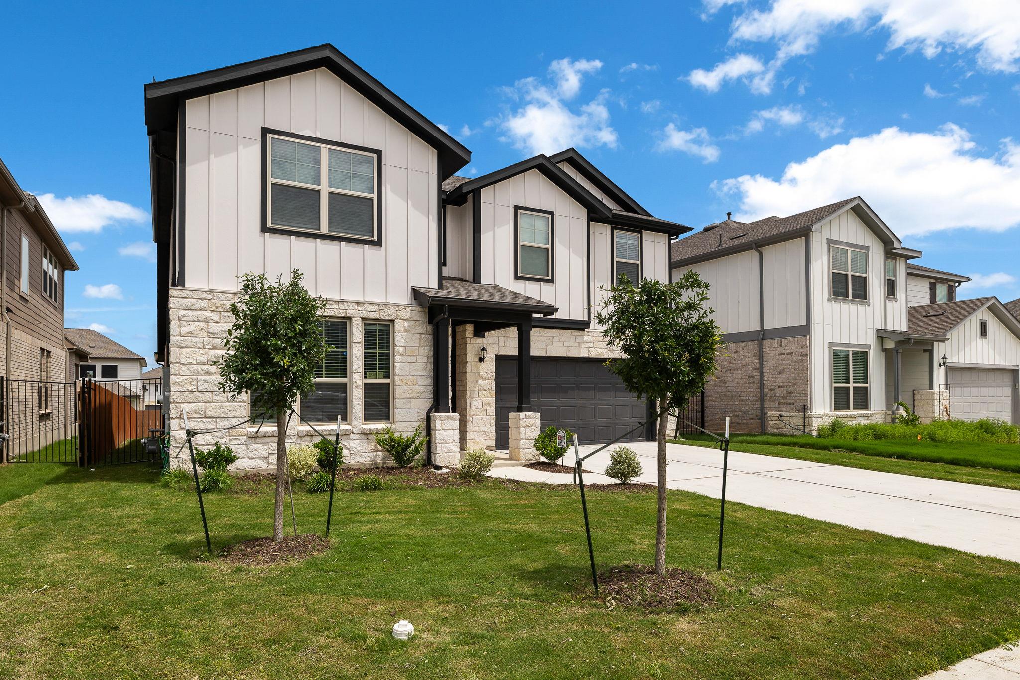 113 Bell Chime Dr, Liberty Hill, TX 78642