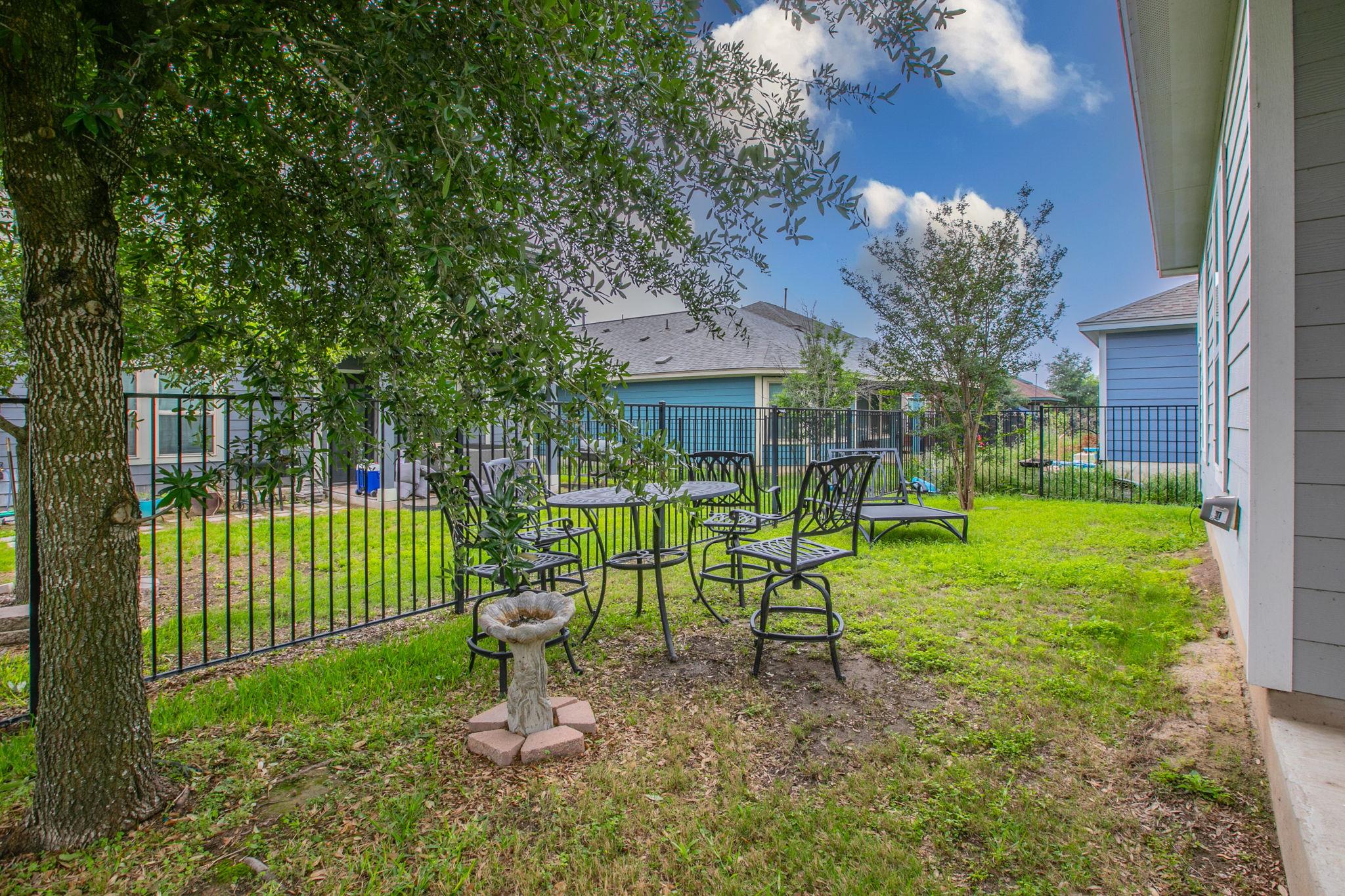 231 Simon, Kyle, TX 78640