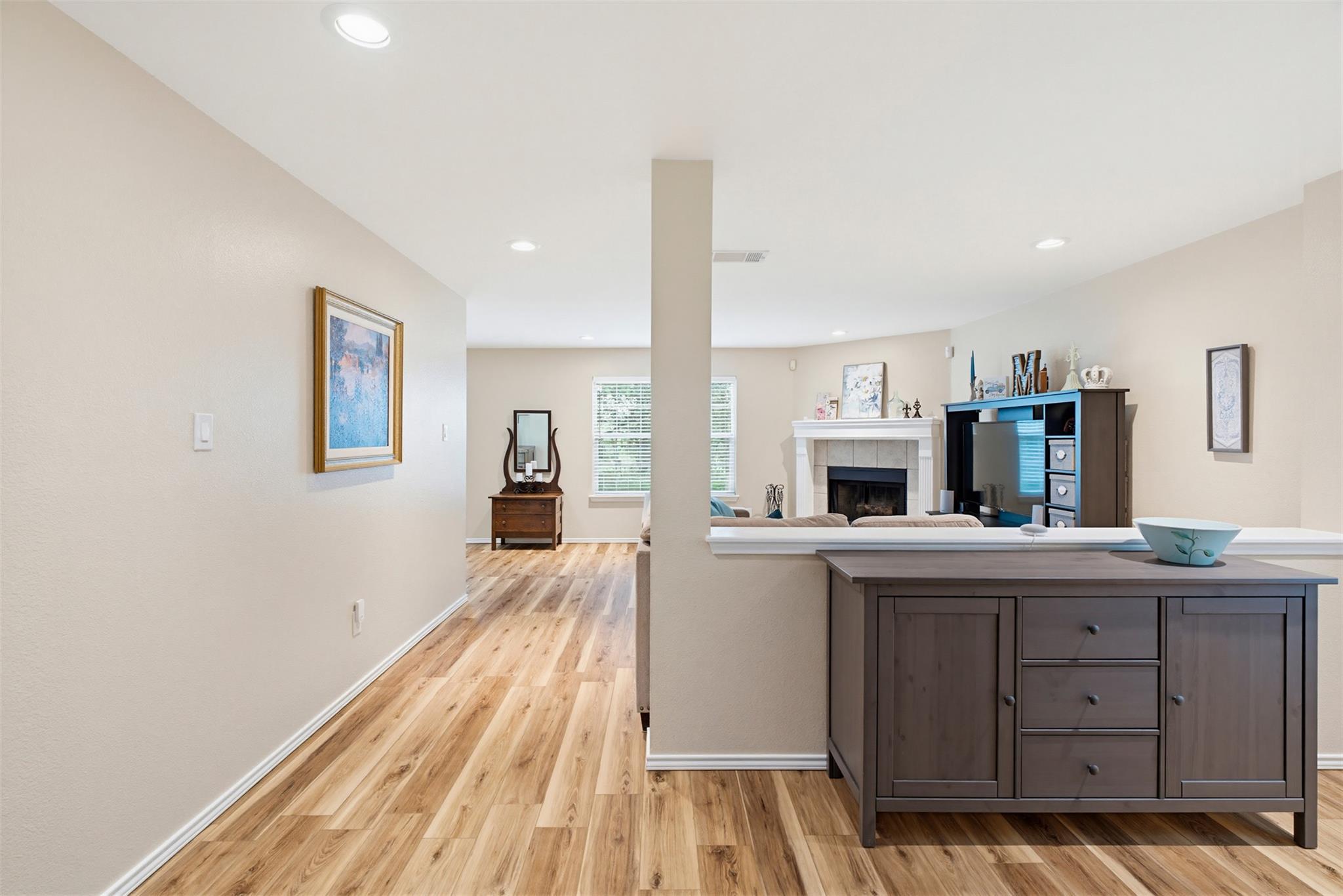 369 S Kates Cv, Buda, TX 78610