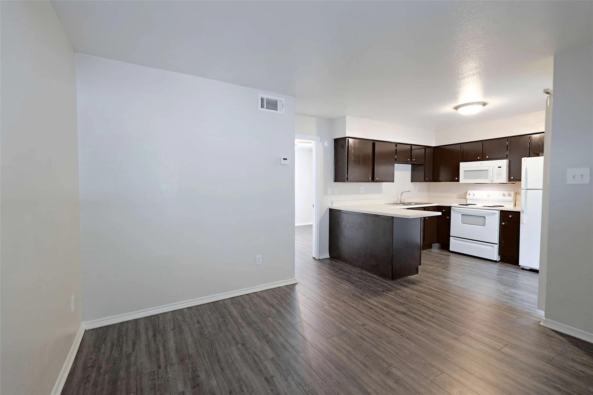 2809 W William Cannon Dr # B107, Austin, TX 78745