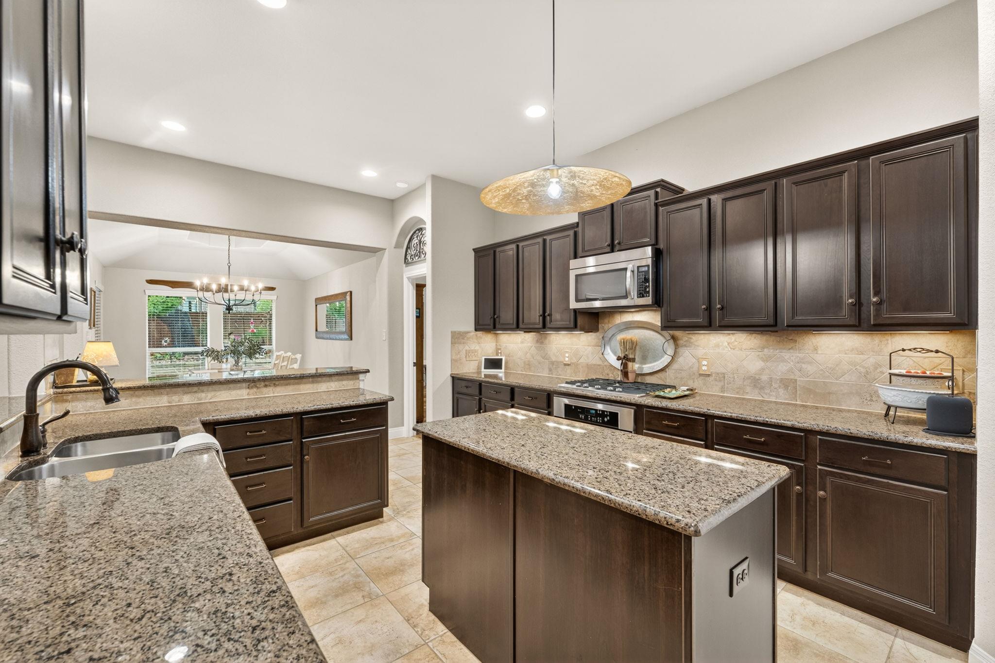 215 Choke Canyon Ln, Georgetown, TX 78628