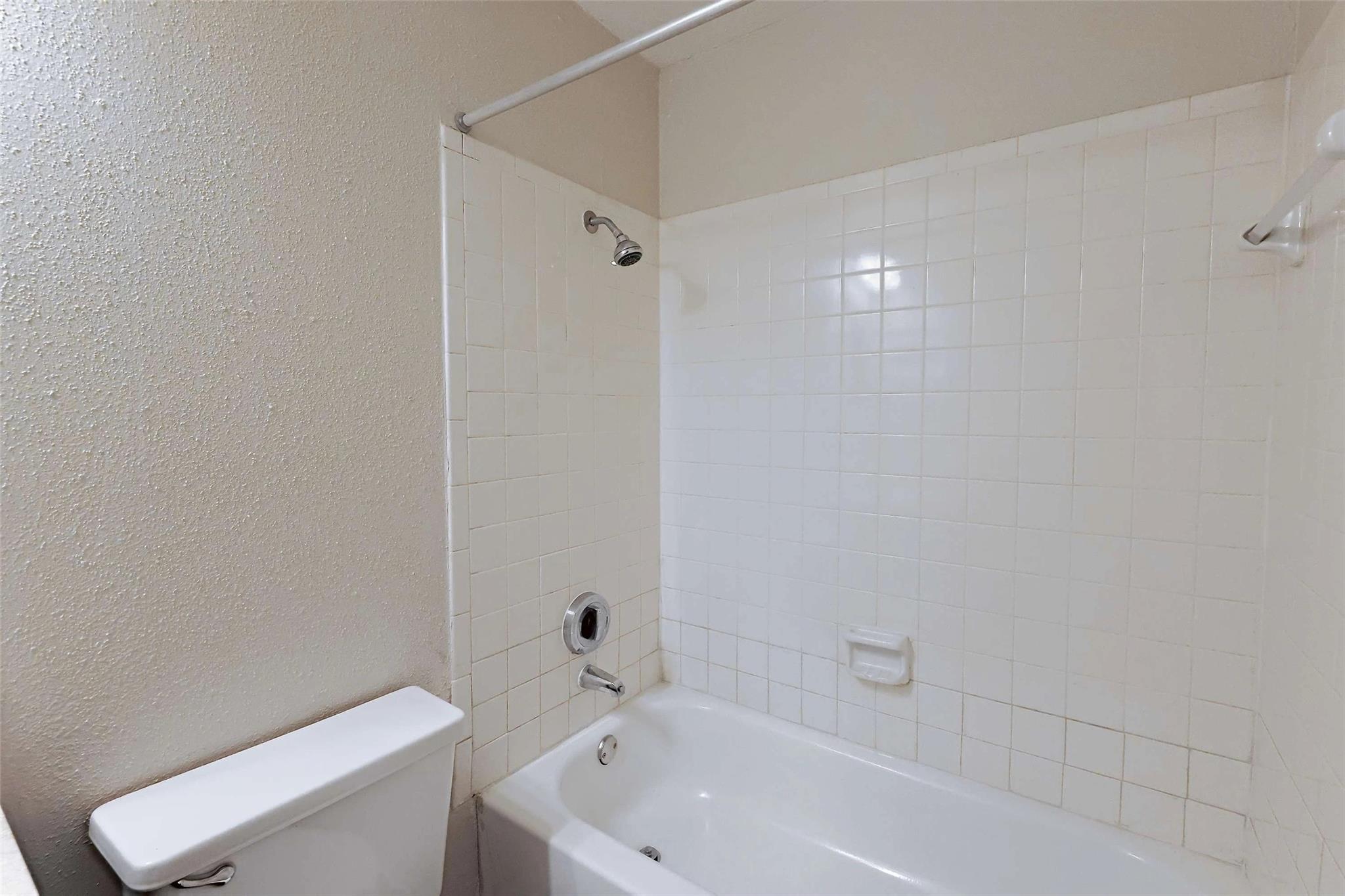 2809 W William Cannon Dr # G305, Austin, TX 78745