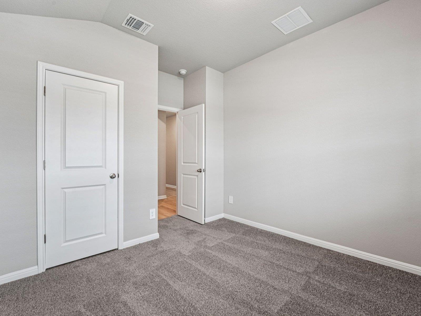 115 Andaman Roost Rdg, Cedar Creek, TX 78612