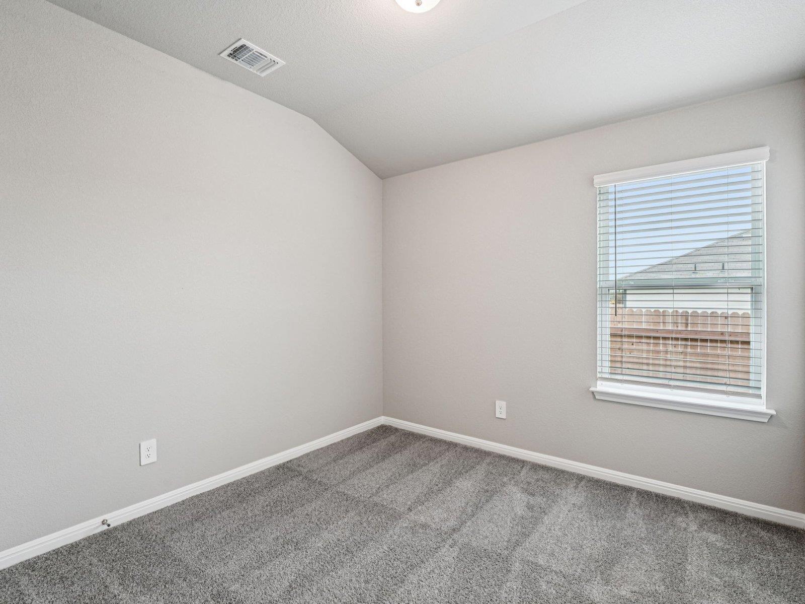 115 Andaman Roost Rdg, Cedar Creek, TX 78612