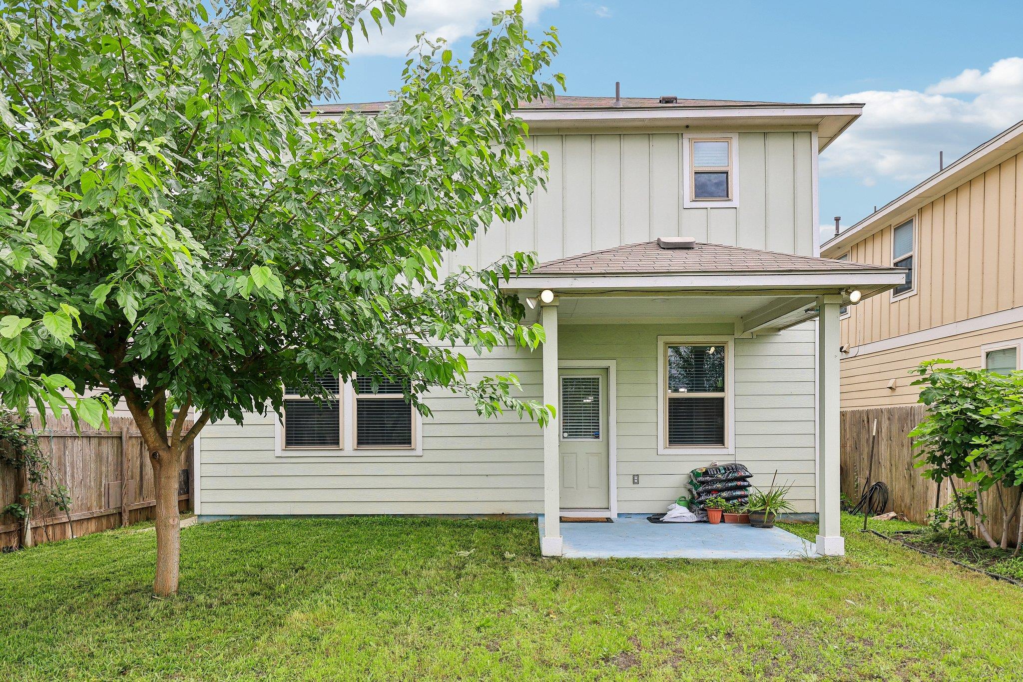 387 Guemal Rd, Buda, TX 78610