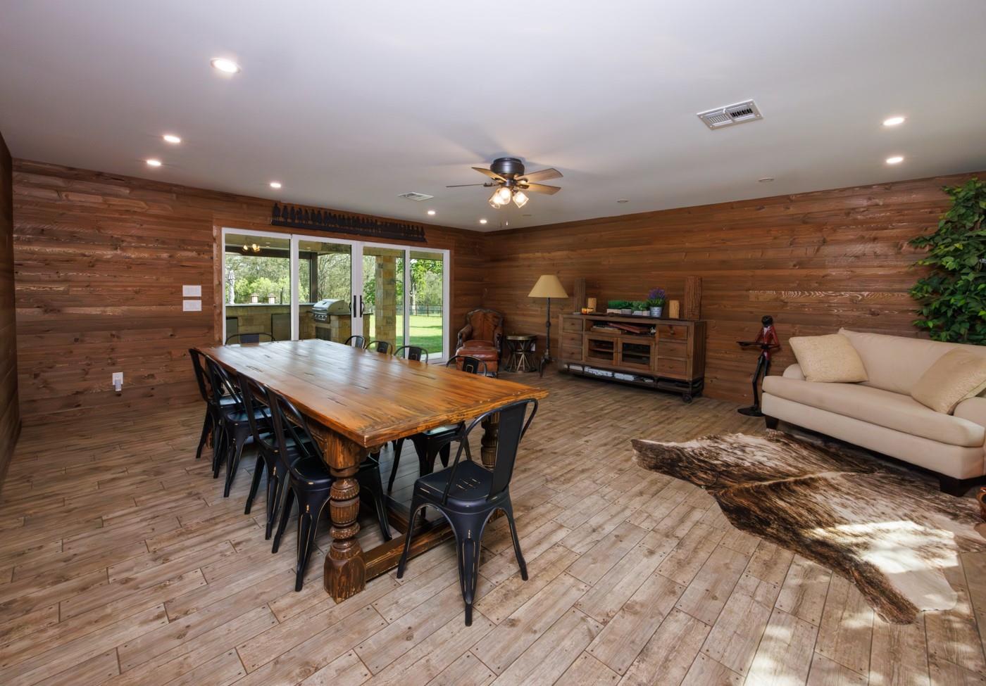 187 N Cedar Creek Dr, Cedar Creek, TX 78612