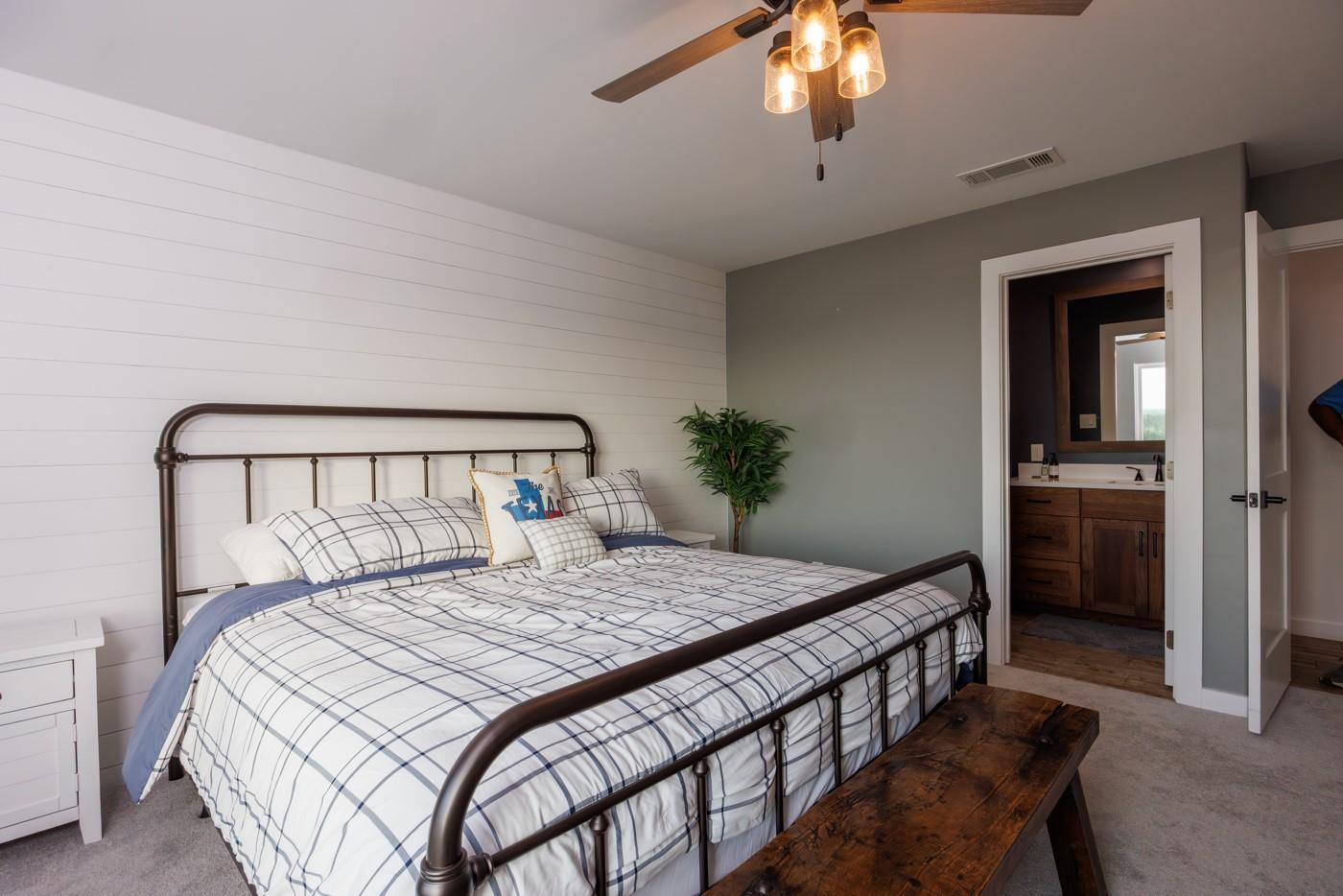 187 N Cedar Creek Dr, Cedar Creek, TX 78612