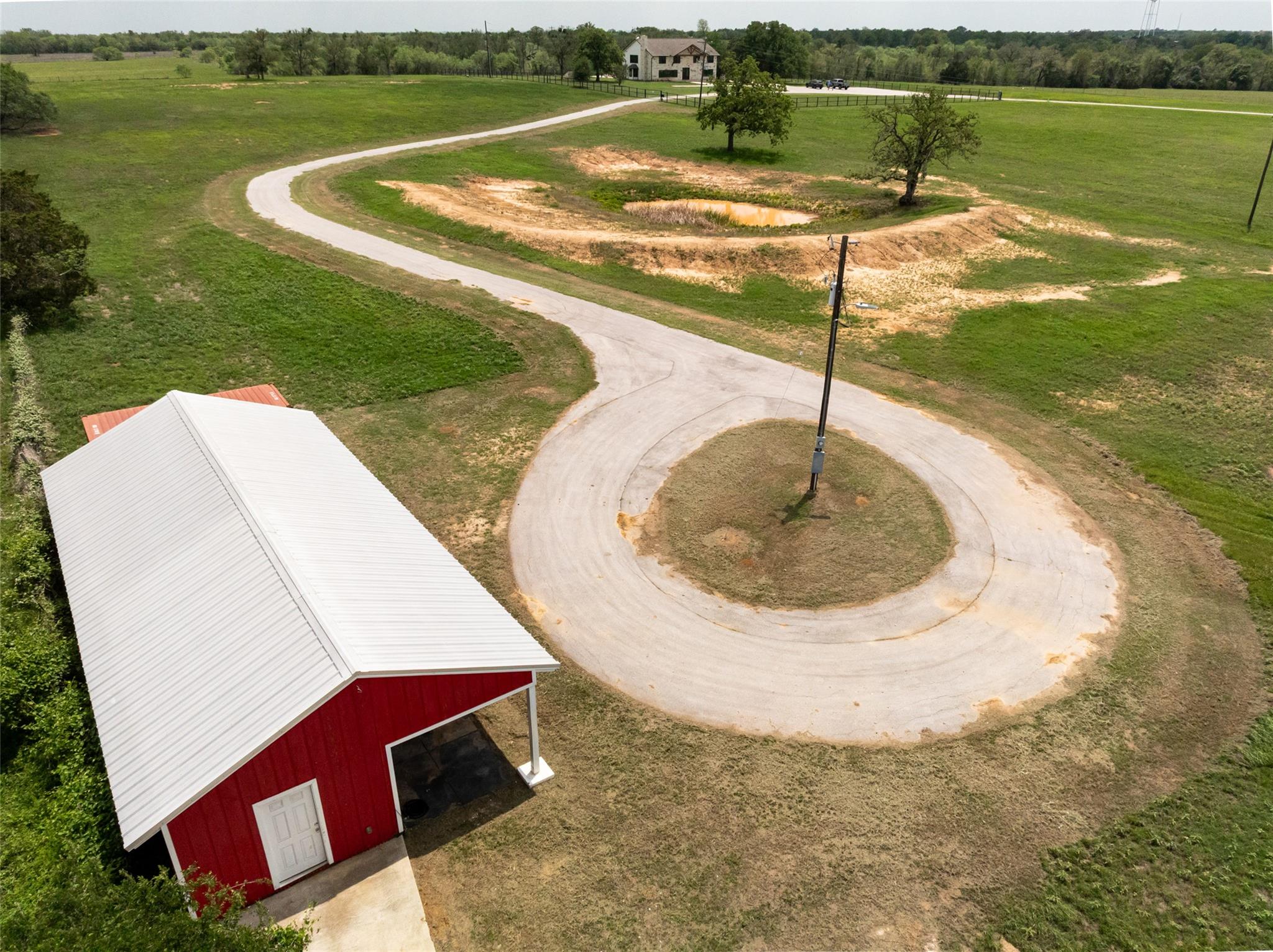 187 N Cedar Creek Dr, Cedar Creek, TX 78612