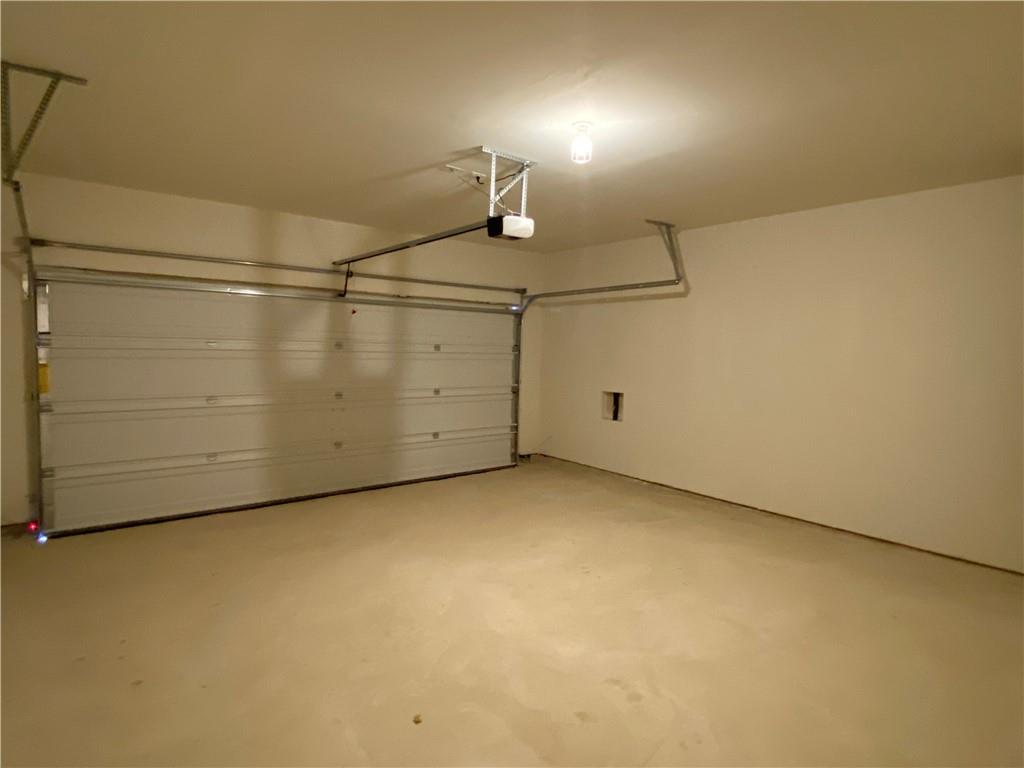 105 Brunswick Ln, Jarrell, TX 76537