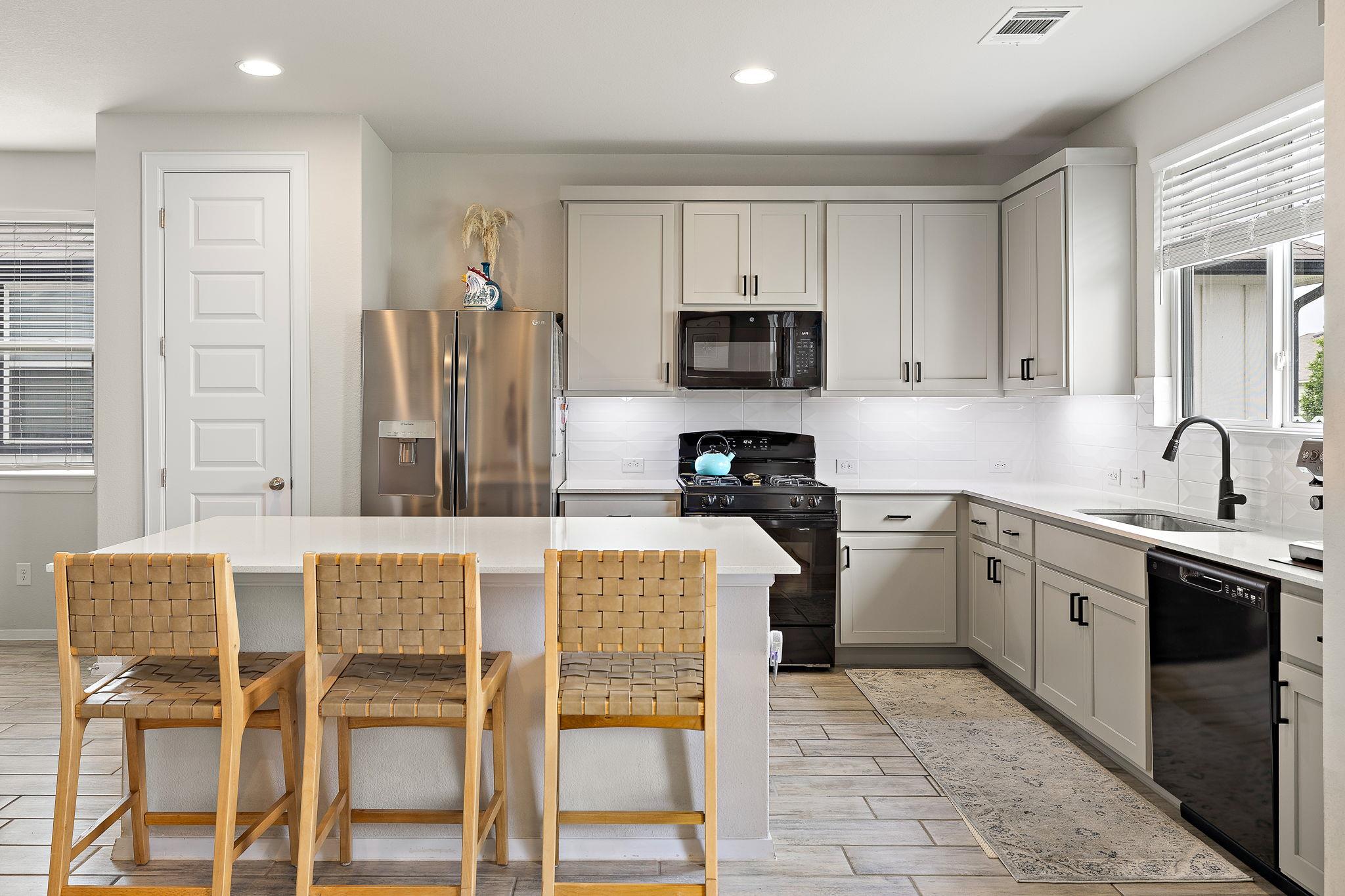 109 Fabion St, Kyle, TX 78640