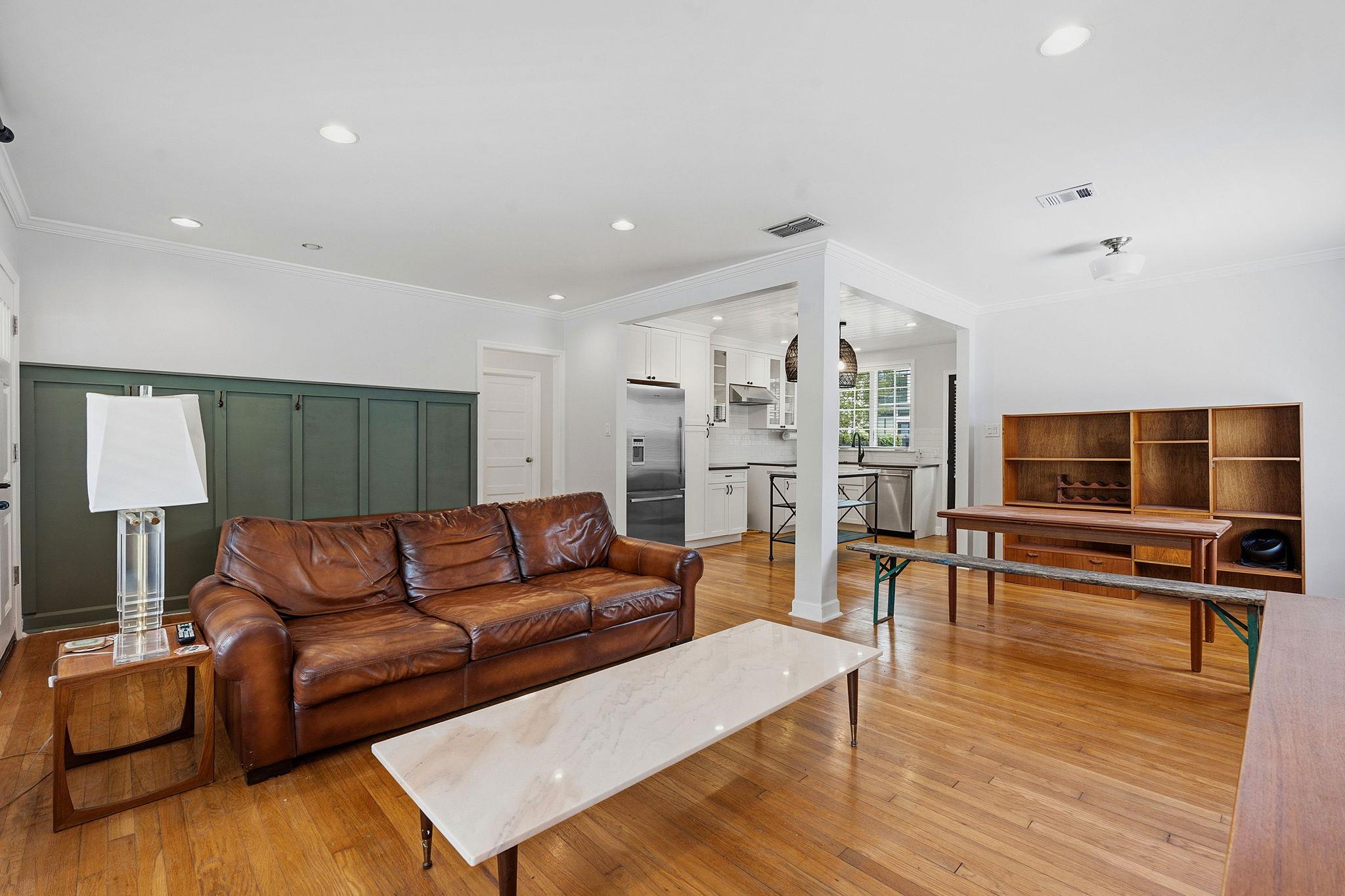 2635 W 45th St, Austin, TX 78731