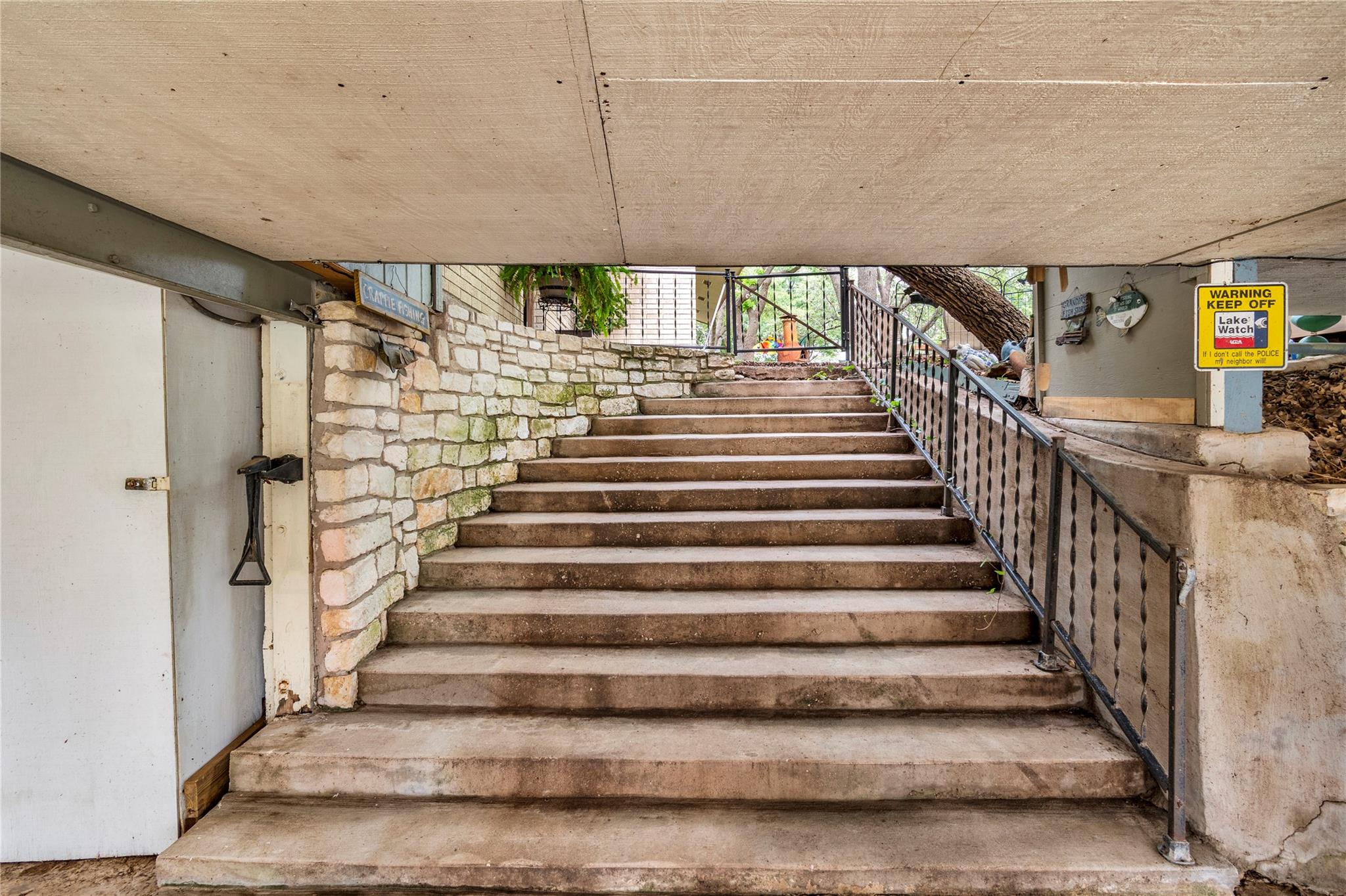 1122 Hill Circle East Dr, Granite Shoals, TX 78654