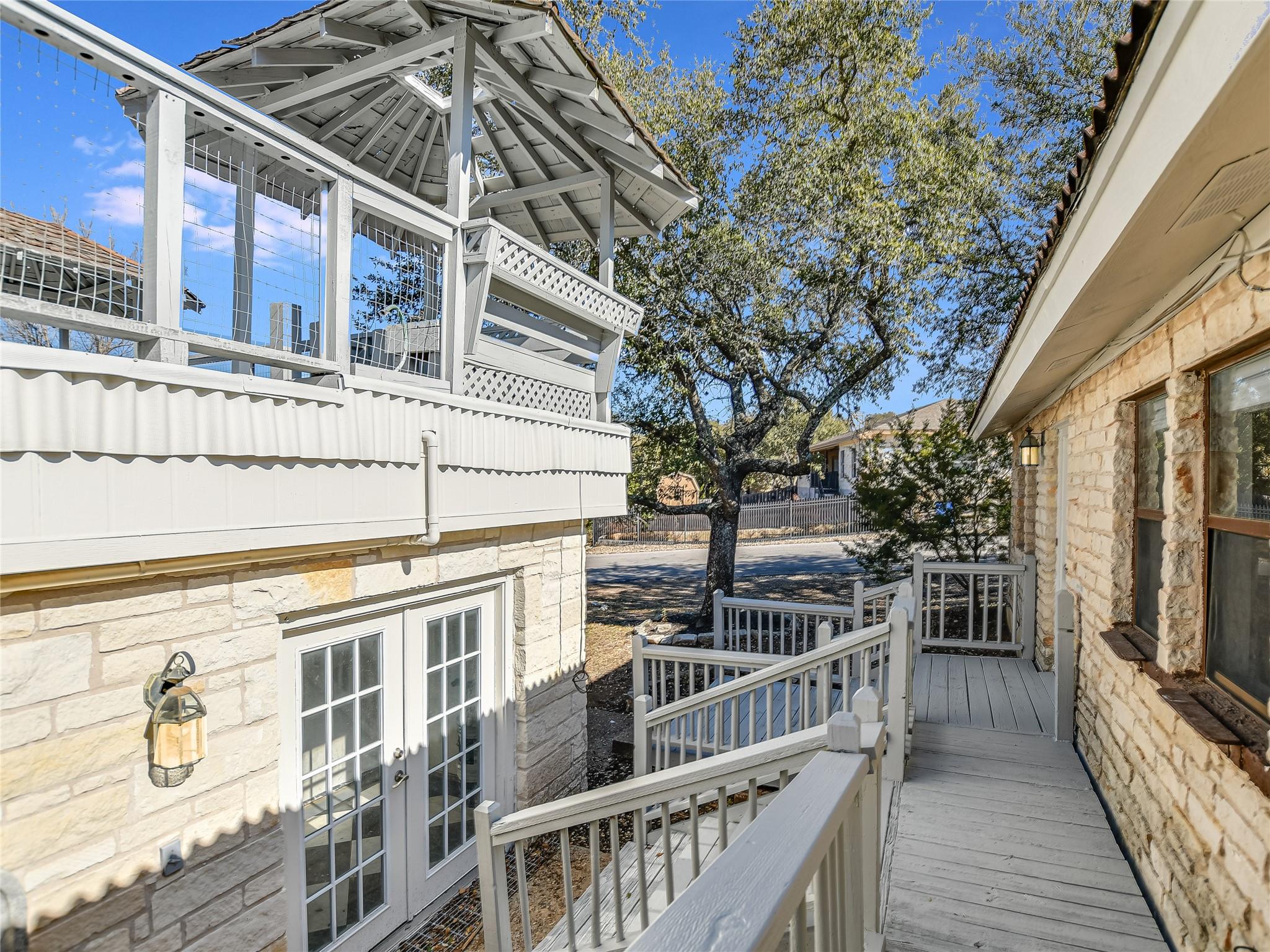 21401 Patton Ave, Lago Vista, TX 78645