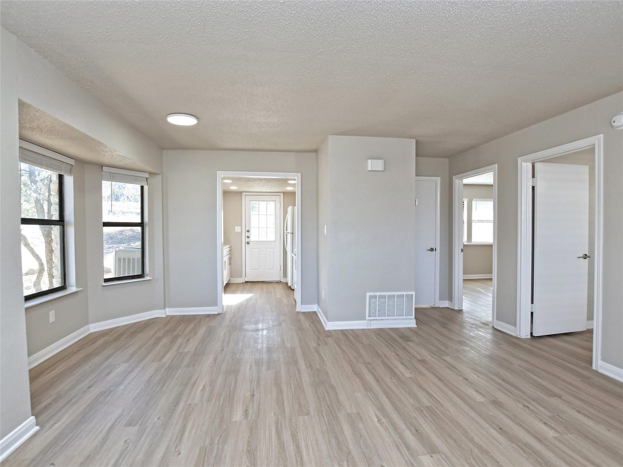 21401 Patton Ave, Lago Vista, TX 78645