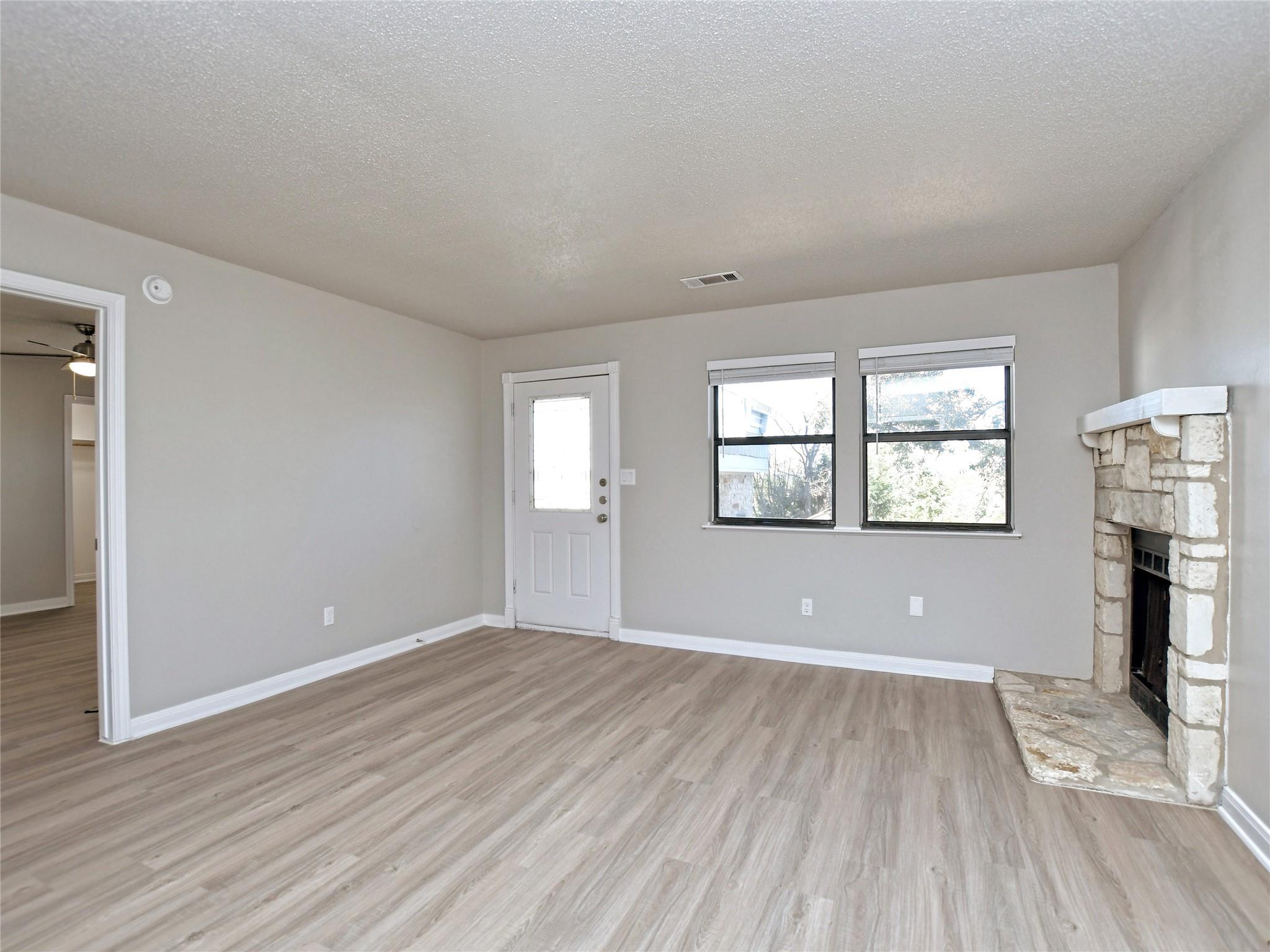 21401 Patton Ave, Lago Vista, TX 78645