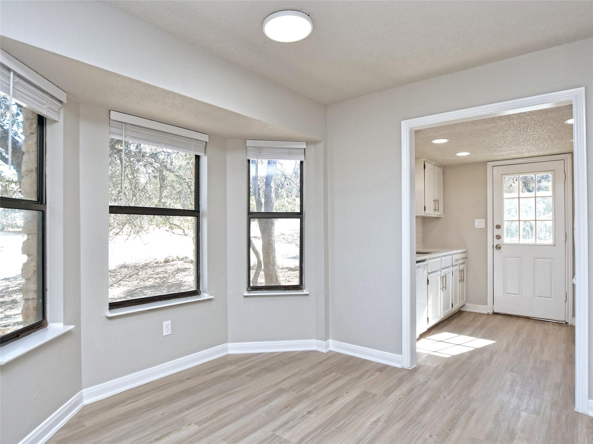 21401 Patton Ave, Lago Vista, TX 78645