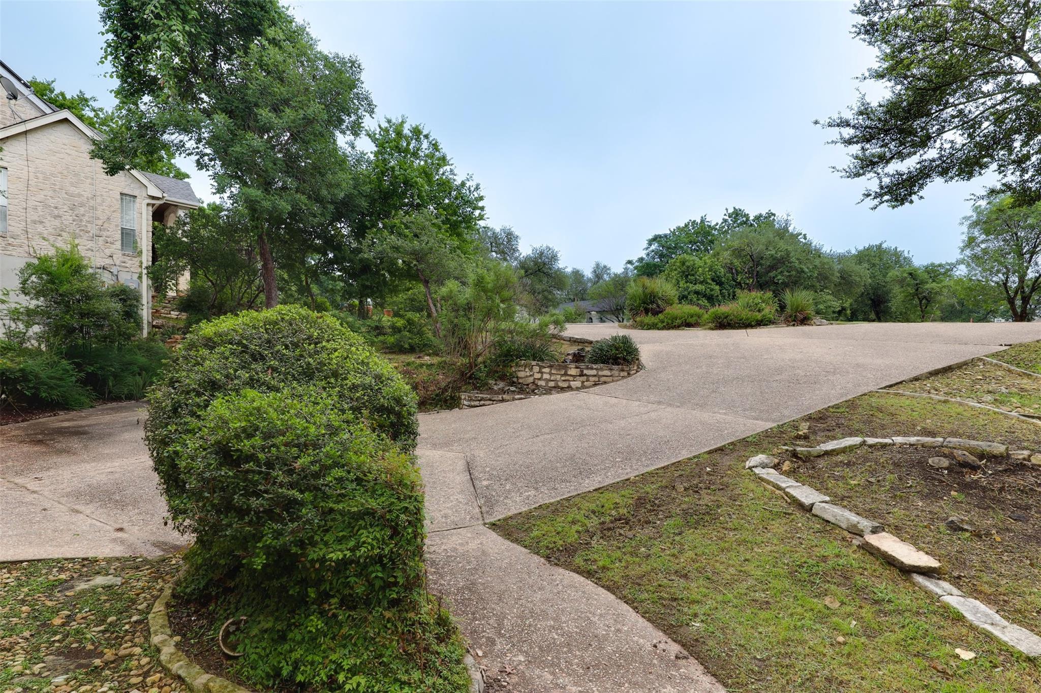 10406 Yucca Dr, Austin, TX 78759