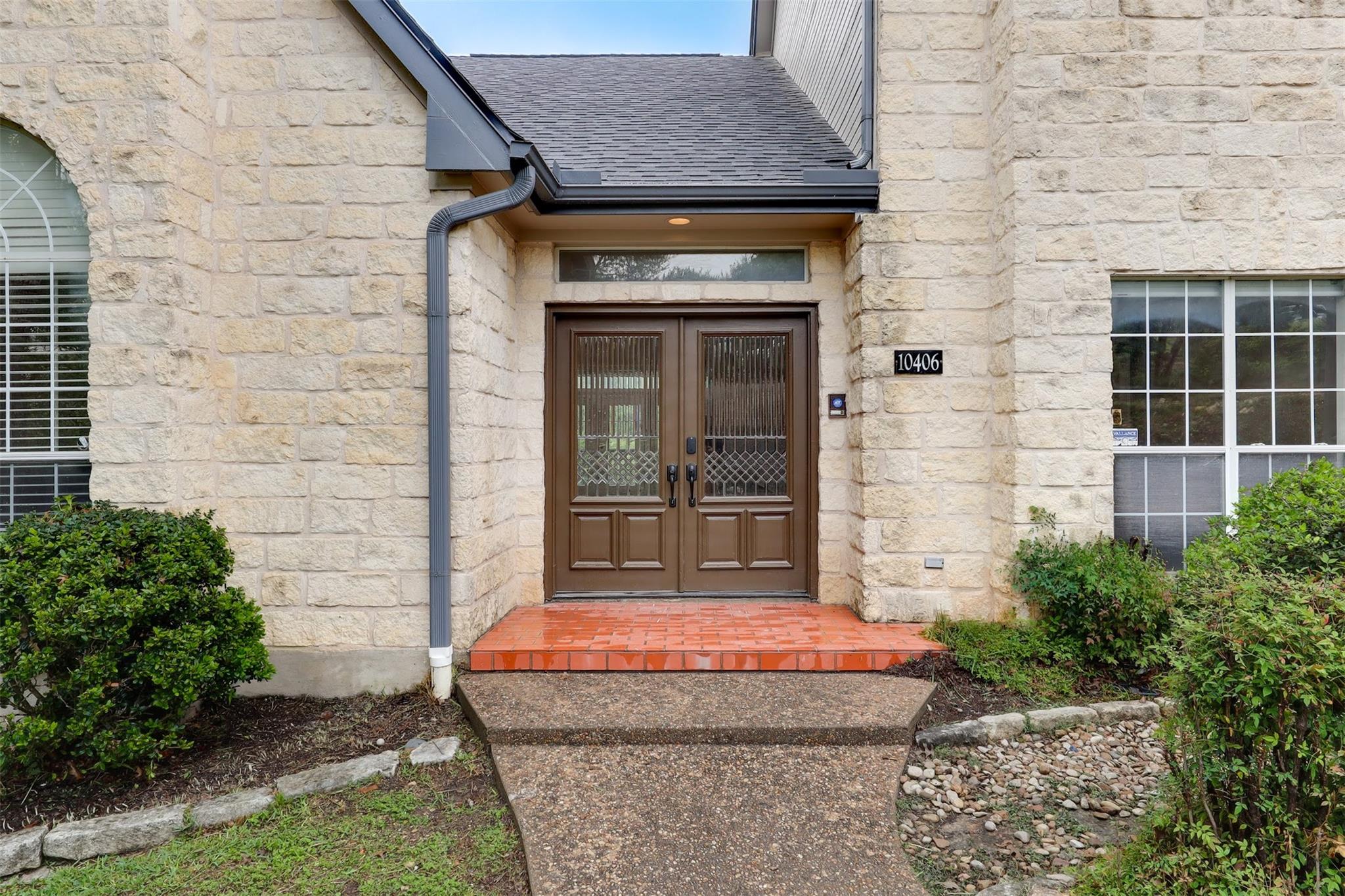 10406 Yucca Dr, Austin, TX 78759