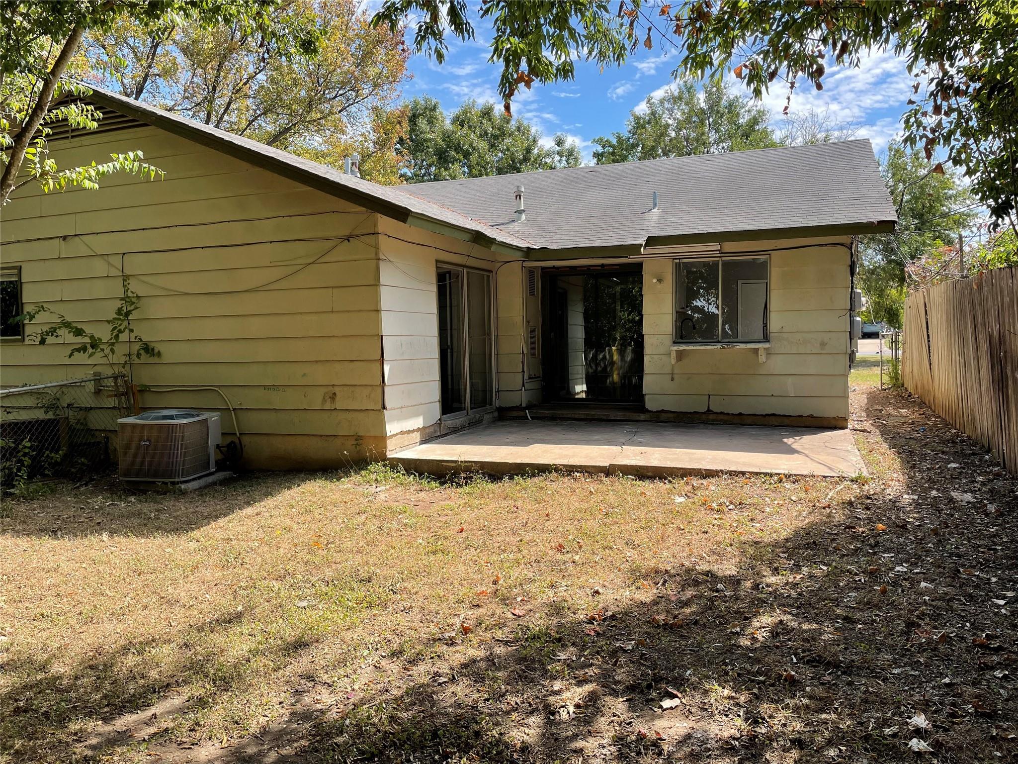 5806 Emerald Forest Dr # A, Austin, TX 78745