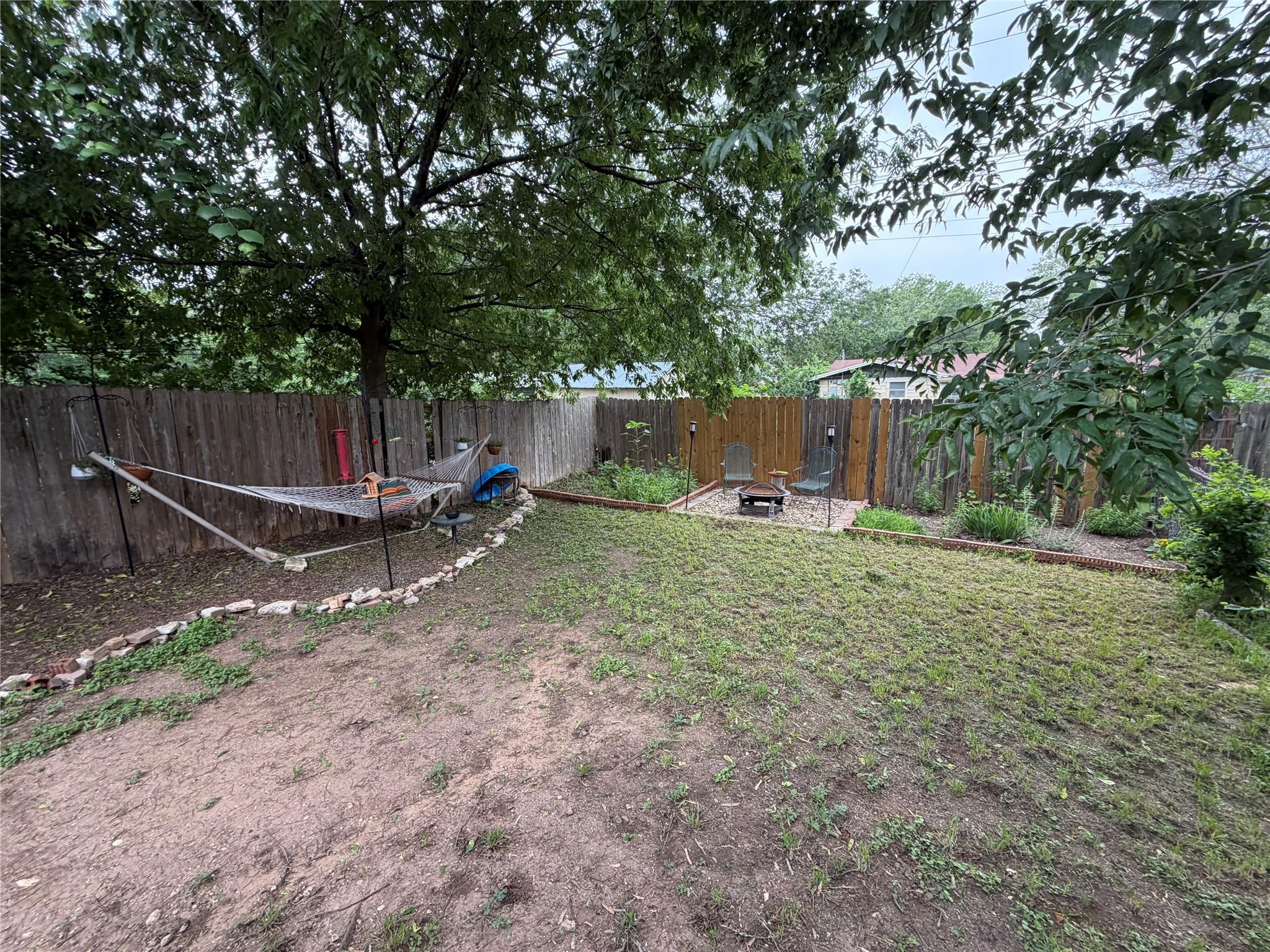 5806 Emerald Forest Dr # A, Austin, TX 78745