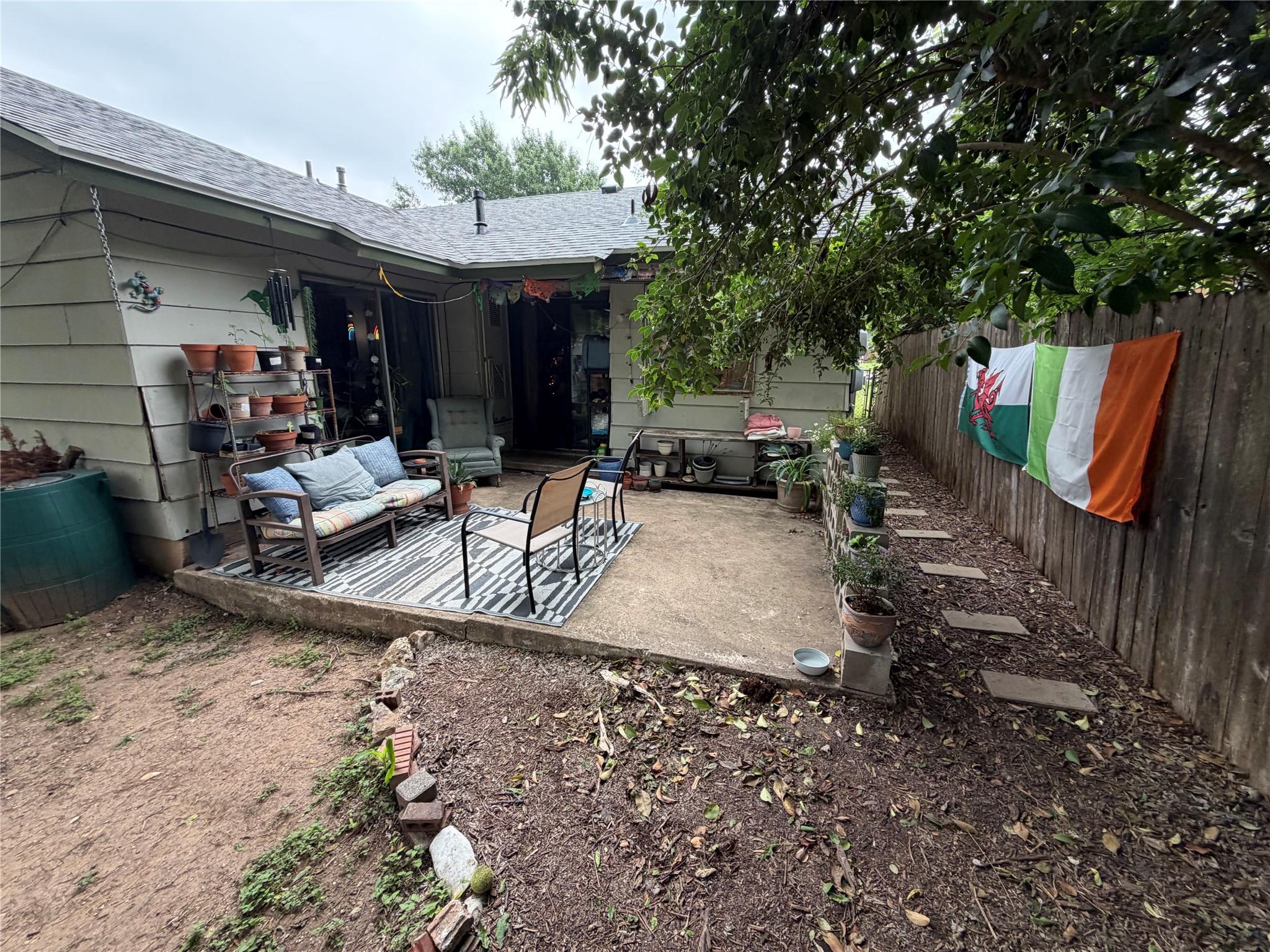 5806 Emerald Forest Dr # A, Austin, TX 78745