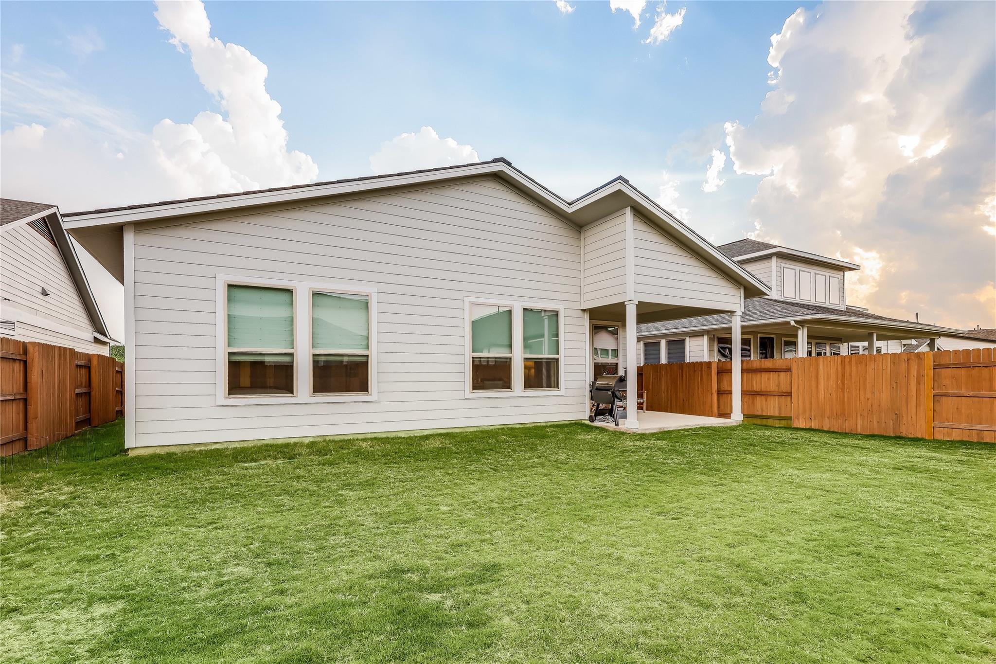 8400 Skytex St, Austin, TX 78744