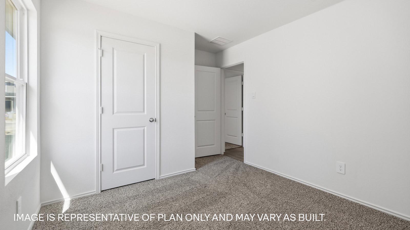 337 Ebbsfleet Dr, Uhland, TX 78640