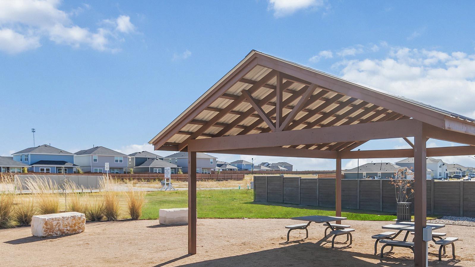 381 Ebbsfleet Dr, Uhland, TX 78640