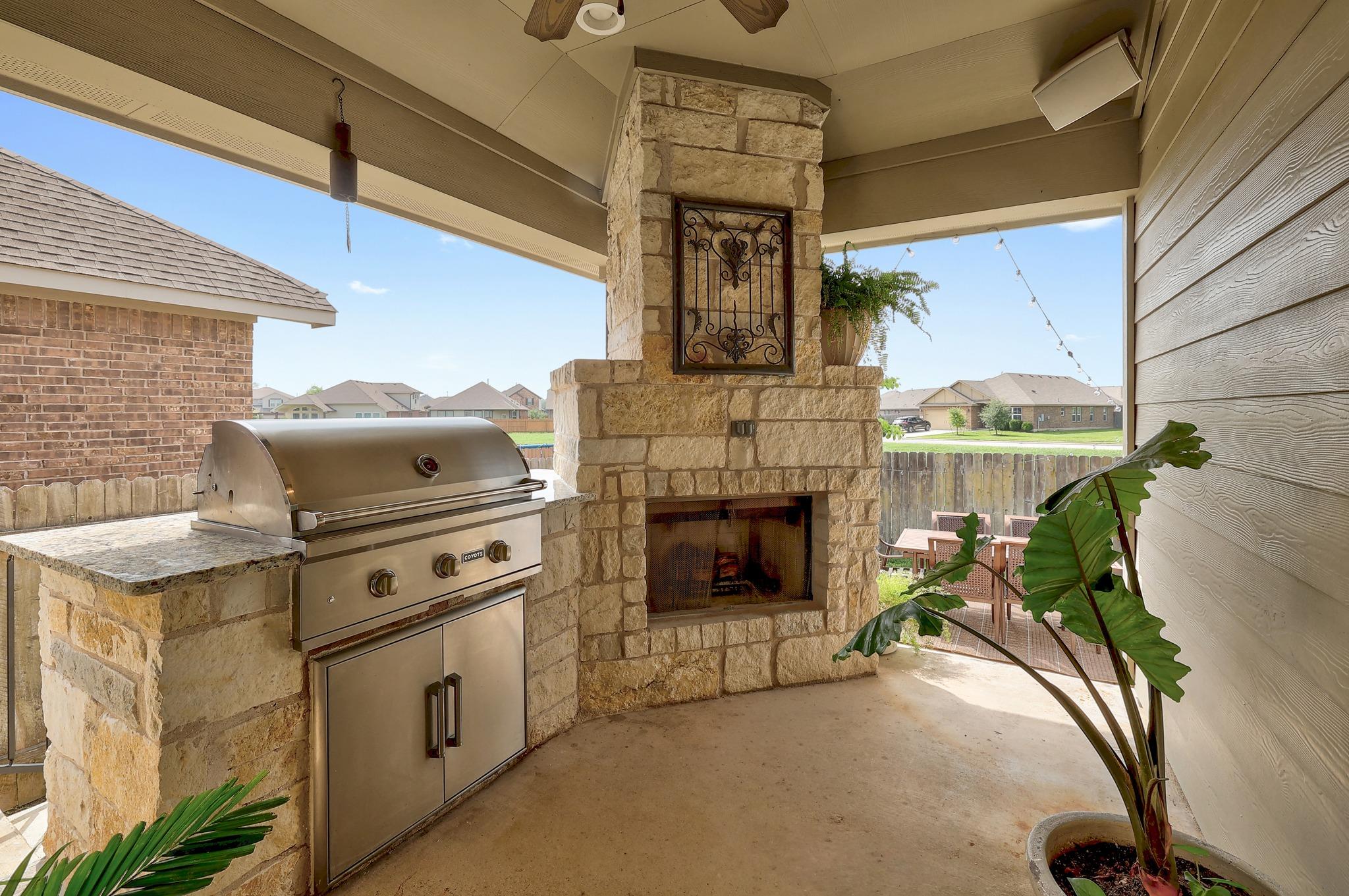 7704 Leonardo Dr, Round Rock, TX 78665
