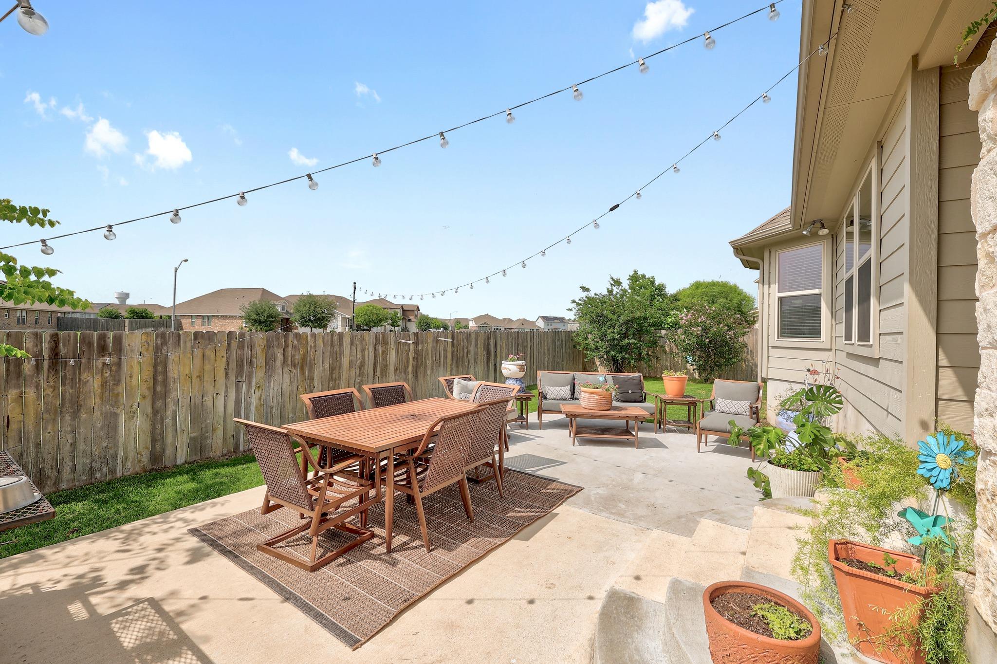 7704 Leonardo Dr, Round Rock, TX 78665