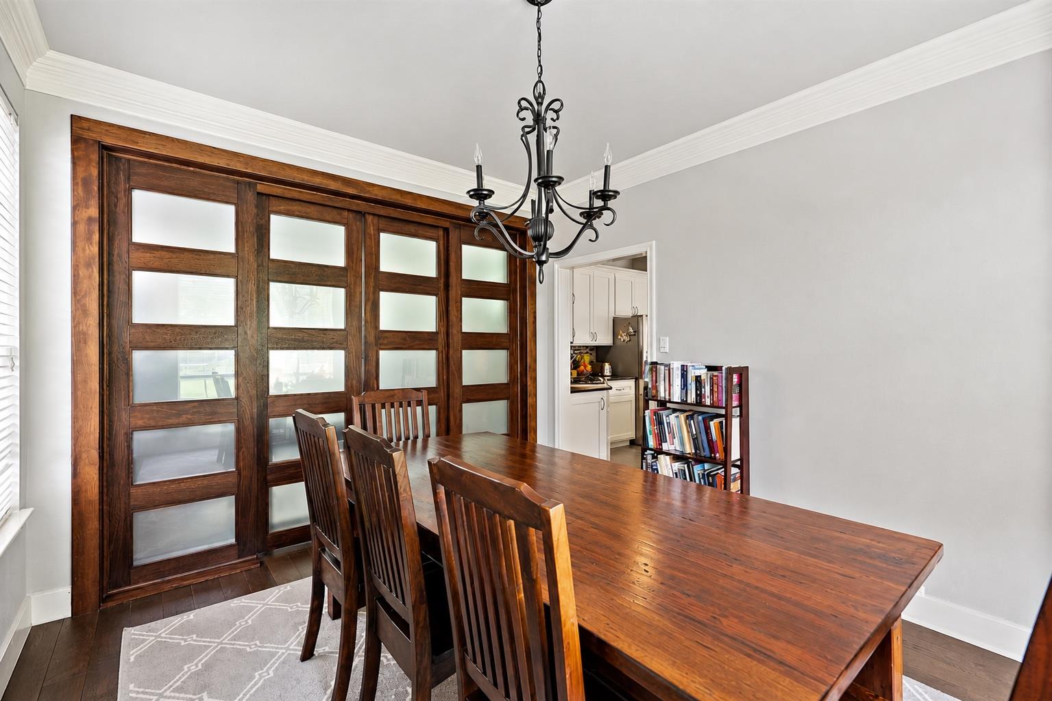 3814 Forest Creek Dr, Round Rock, TX 78664