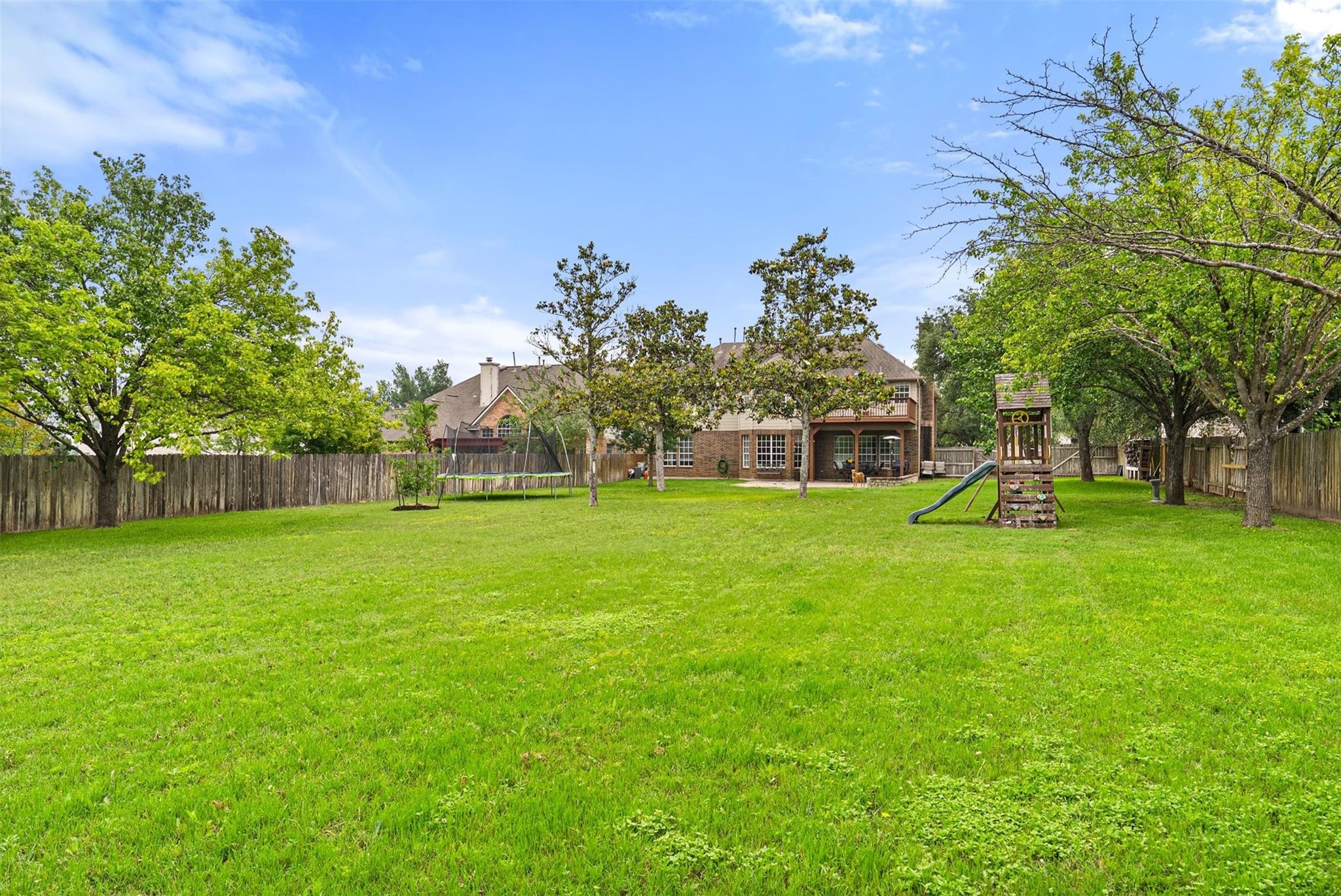 3814 Forest Creek Dr, Round Rock, TX 78664