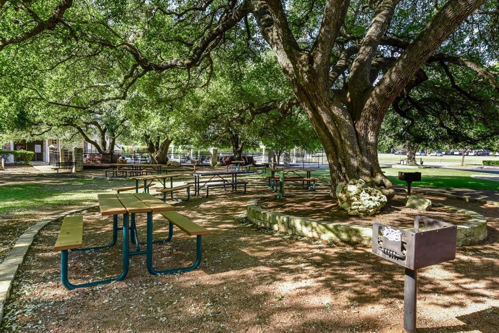 3814 Forest Creek Dr, Round Rock, TX 78664