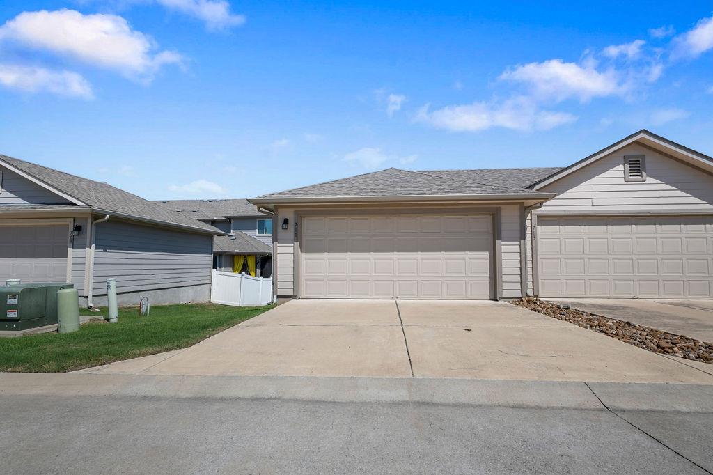 711 Katmai Cir, Pflugerville, TX 78660