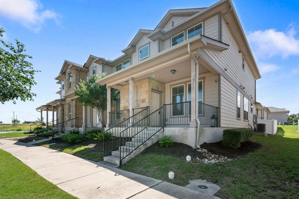 711 Katmai Cir, Pflugerville, TX 78660
