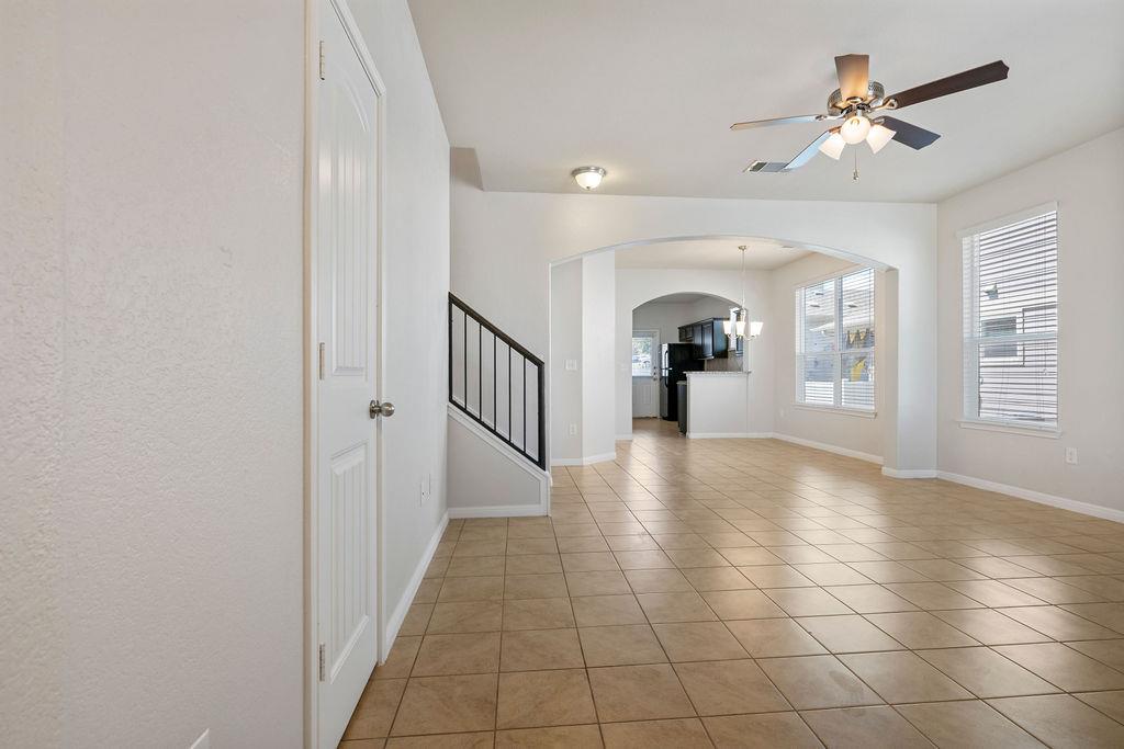 711 Katmai Cir, Pflugerville, TX 78660