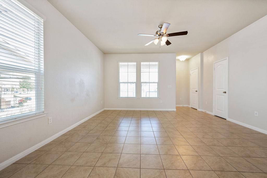 711 Katmai Cir, Pflugerville, TX 78660